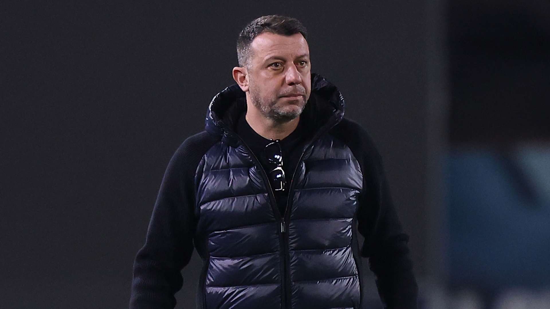 https://assets.calciomercato.com/images/v3/blt002b3c3a25fe005a/crop/MM5DCOJSGA5DCMBYGA5G433XMU5DAORS/D'Aversa.jpg?quality=60&auto=webp&format=pjpg Ufficiale: Torino, via D’Aversa. Il nuovo allenatore è Abate