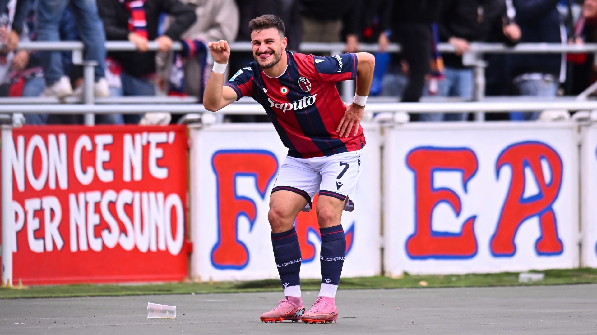 Fenerbahçe'den Avrupa'da şampiyonluk vaadi: Yıldız isimle transfer görüşmelerinde çarpıcı detay!