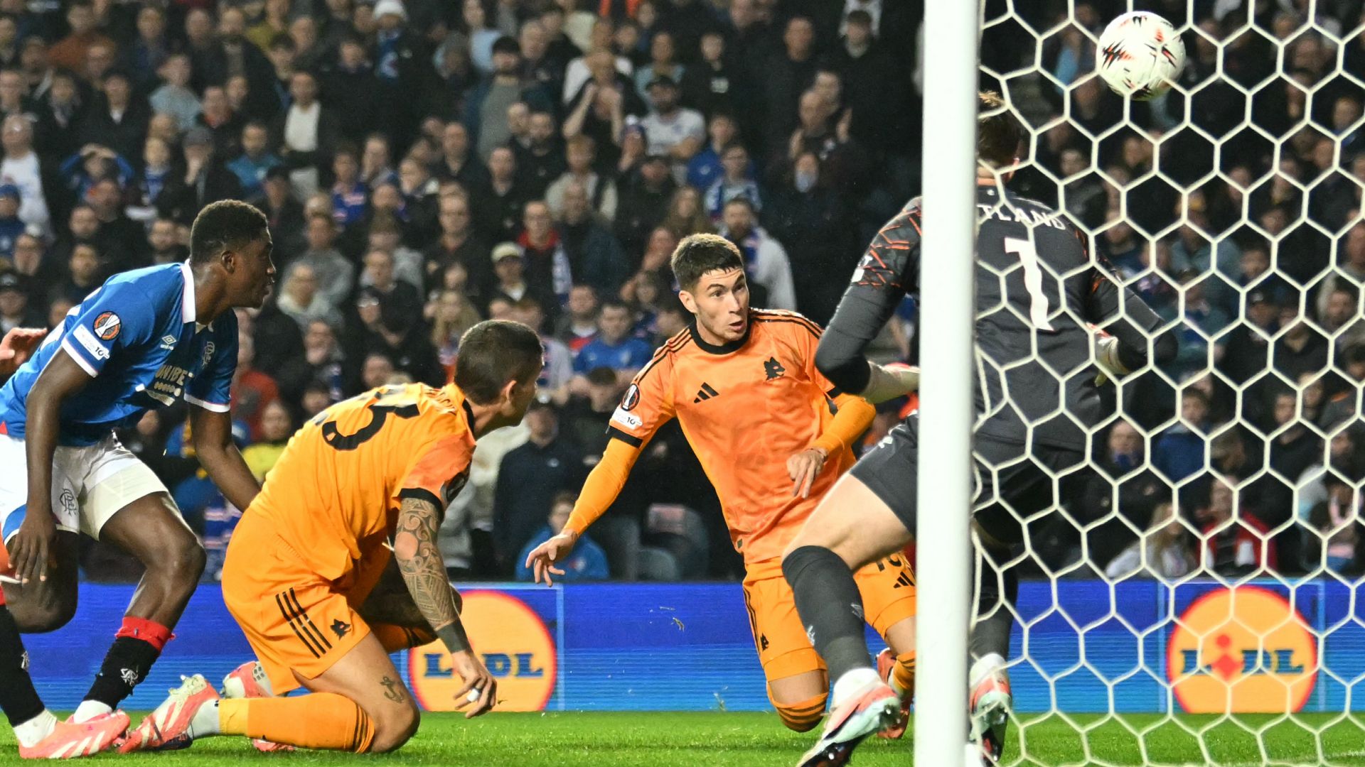 Rangers-Roma, le pagelle di CM: Soulé brilla, Cristante è ovunque ...