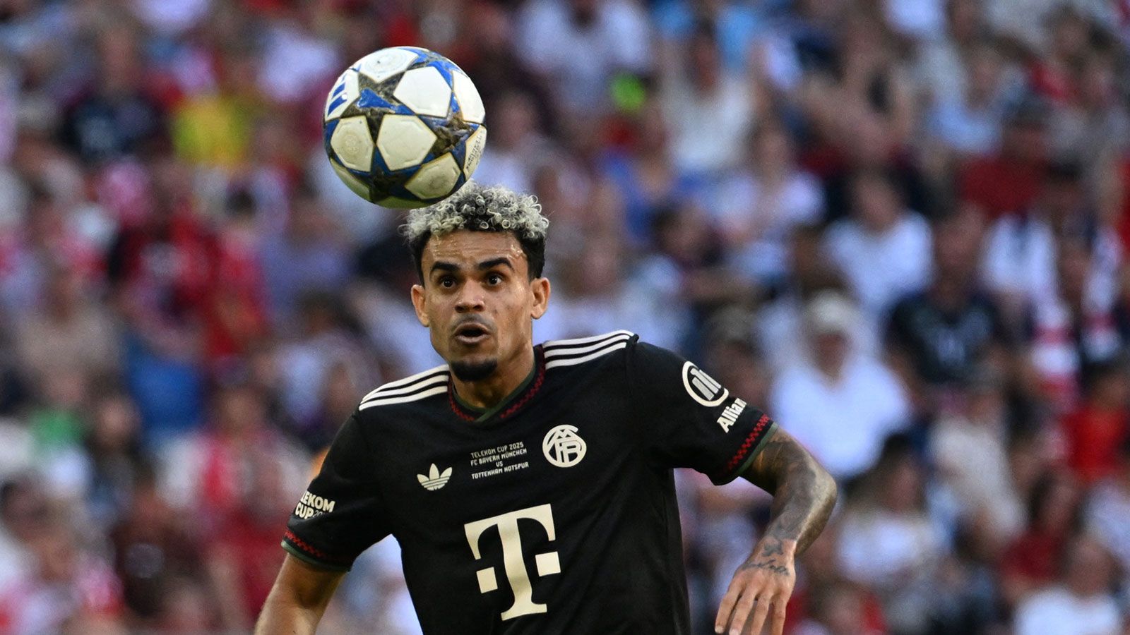 Il Bayern Monaco Vince La Supercoppa di Germania: Luis Diaz Segna e Dedica Il Gol a Jota Il Bayern Monaco Vince La Supercoppa di Germania: Luis Diaz Segna e Dedica Il Gol a Jota