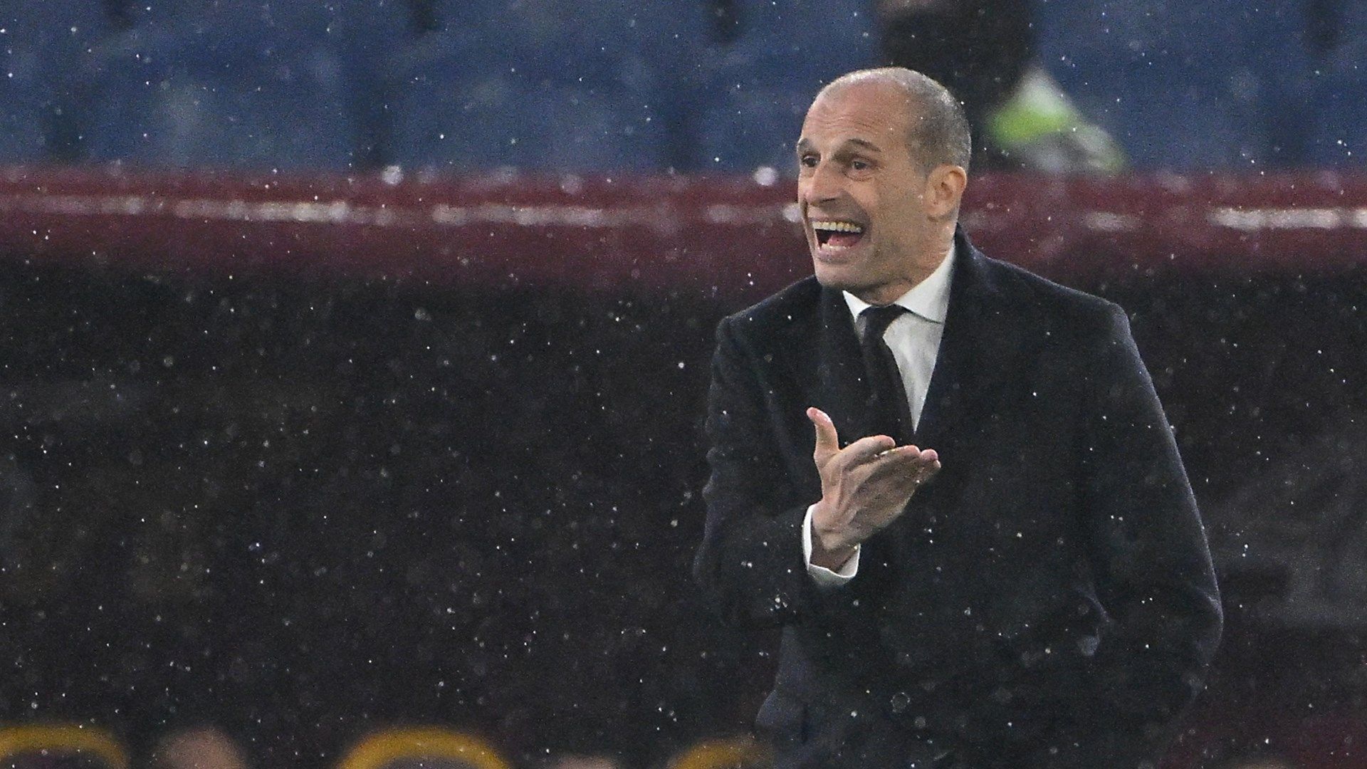 Milan, Allegri: "Punto guadagnato sul Napoli e Roma tenuta a distanza. Sembrava più facile segnare il 2-0 che non subire l'1-1"