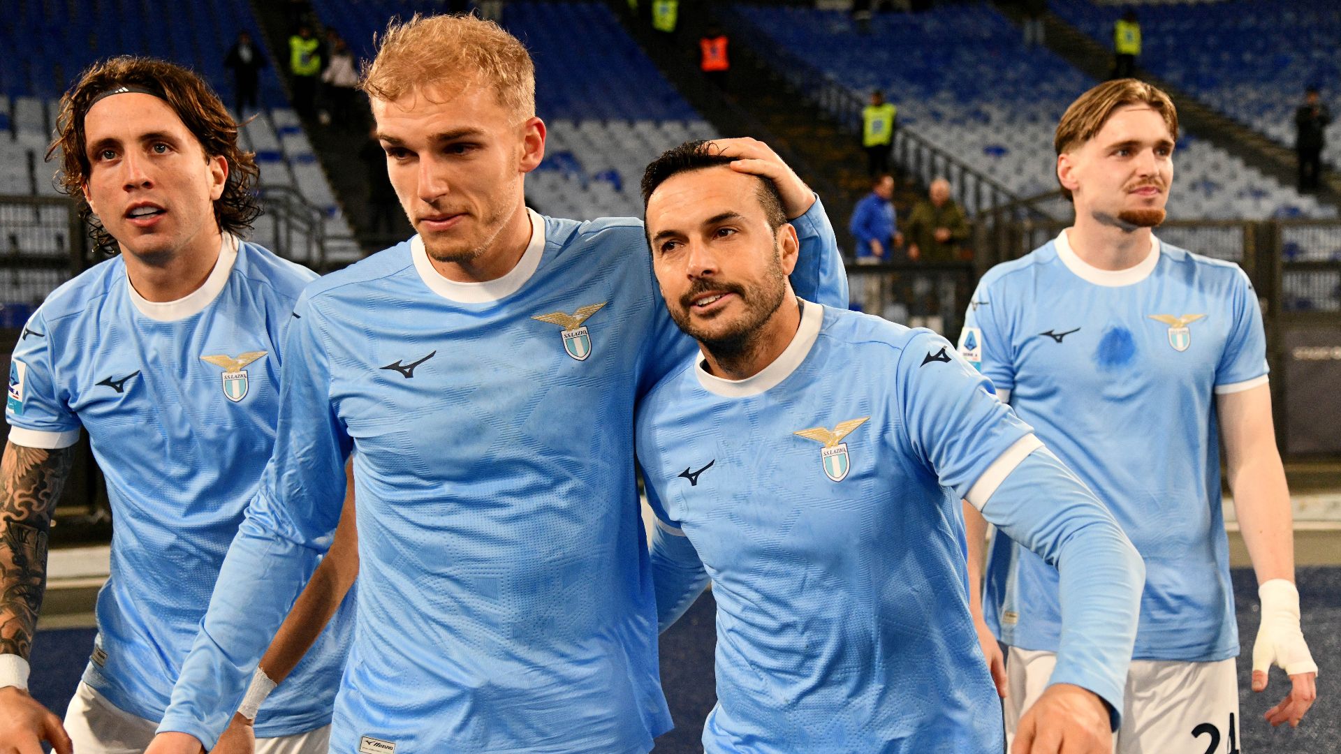 Lazio - Genoa, le pagelle di CM: Cataldi glaciale, prima gioia per Taylor; Vitinha la riacciuffa, poi Ostigaard condanna i suoi