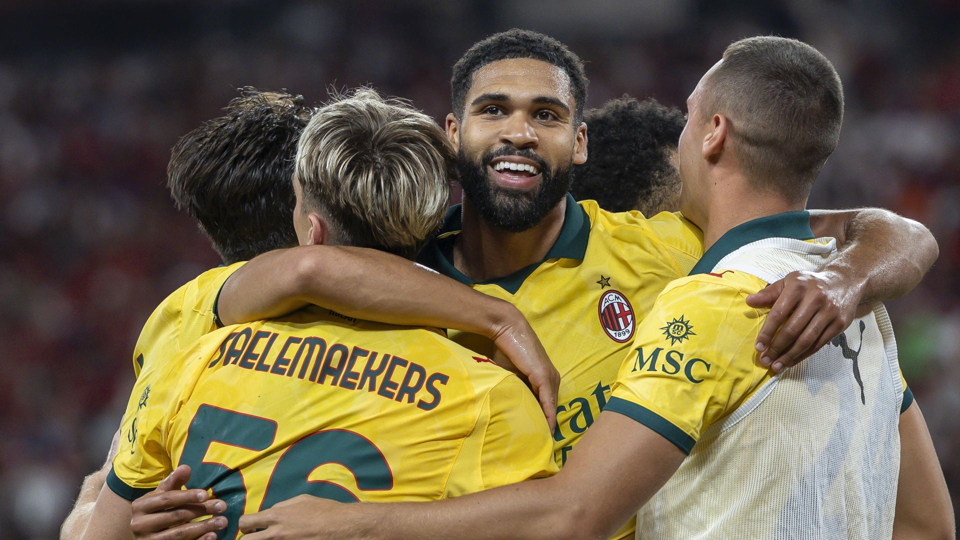 loftus%20cheek%20milan%202025%2026%20festeggiato%20gruppo%2016.9.jpg