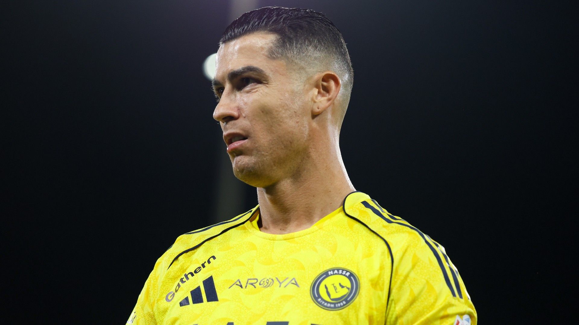 Al Nassr, si ferma Cristiano Ronaldo: c'è lesione al tendine del ginocchio, le condizioni