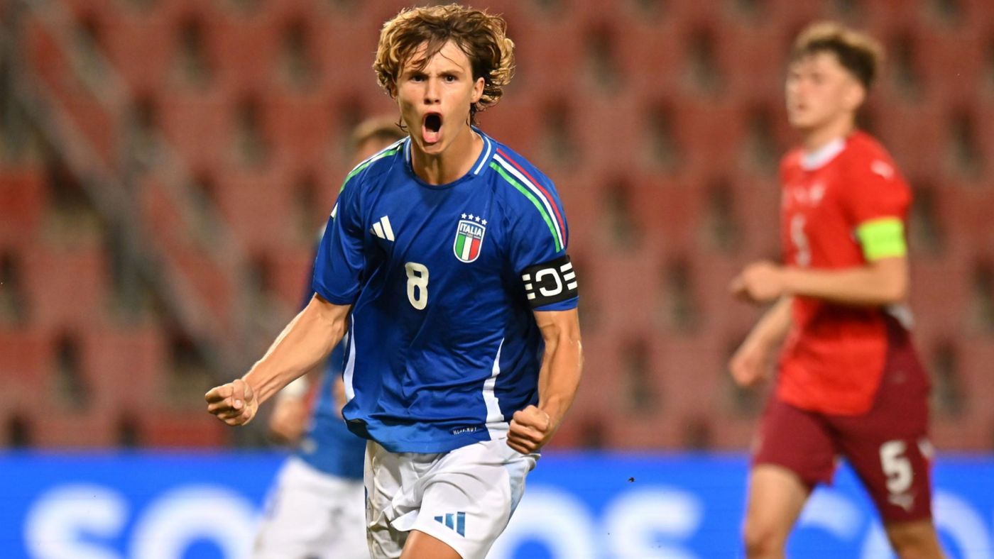 Milan, Comotto richiesto da Avellino e Bologna: sfida alla Fiorentina per Viery