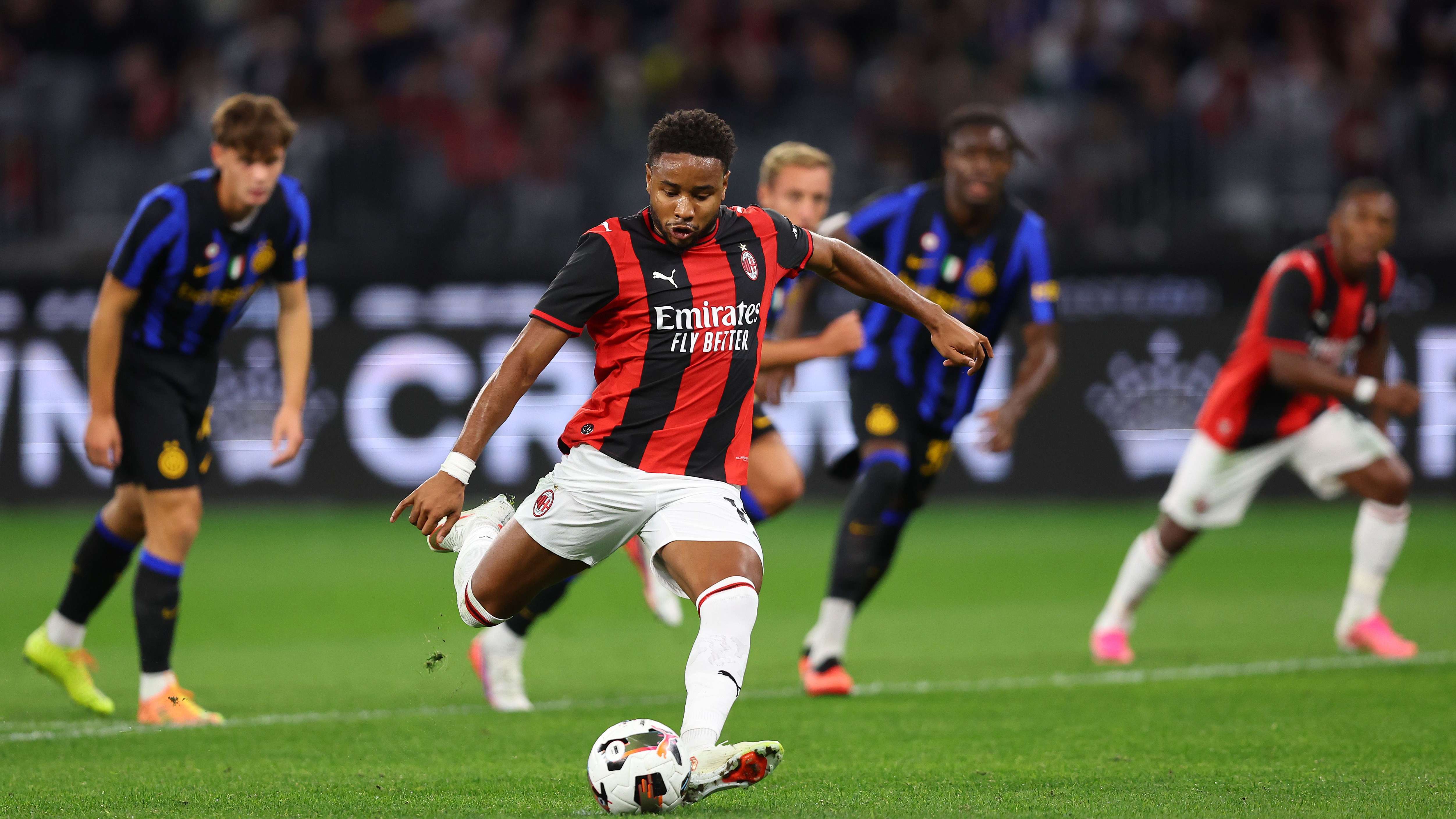 Amichevoli: oggi in campo la Fiorentina. Milan-Inter 1-1, la Juve batte il Chelsea