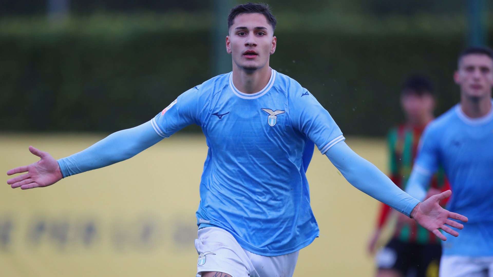 crespi lazio primavera 2024 25 esulta