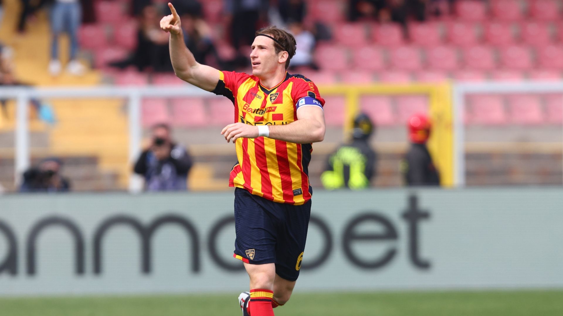 Cremonese, accordo per Baschirotto: arriva dal Lecce