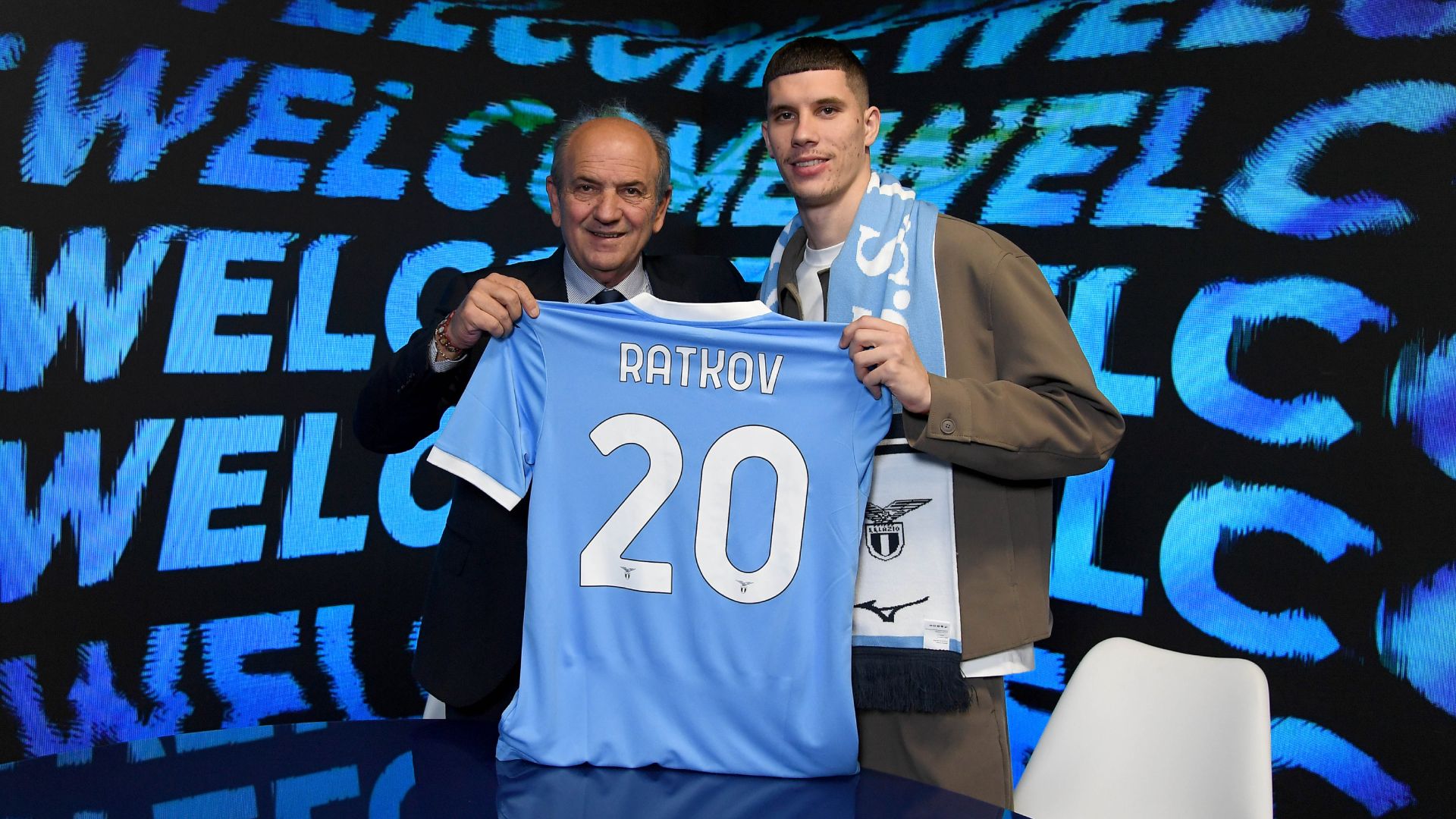 Sarri su Ratkov: "Parla un'altra lingua, al momento è ingiudicabile"