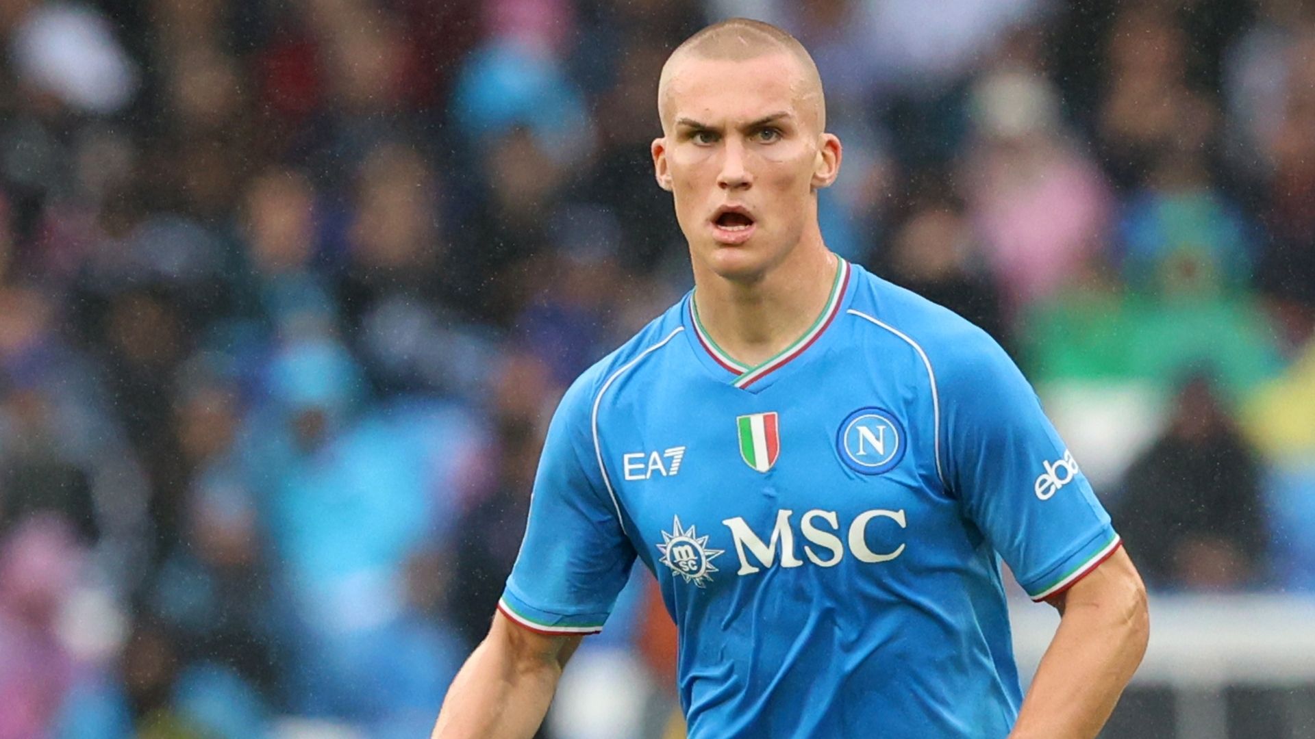 Leo Ostigard mang lại sức mạnh không chiến nơi trung tâm hàng thủ – Đóng vai trò then chốt trong chiến thuật phòng ngự