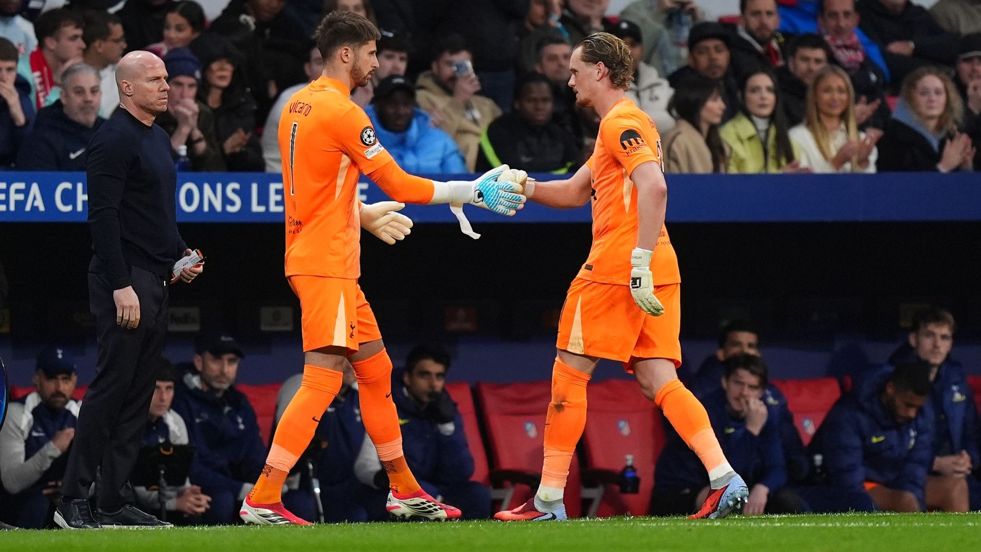 Atletico Madrid-Tottenham, flop Kinsky: prende 3 goal in 15' ed esce in ...