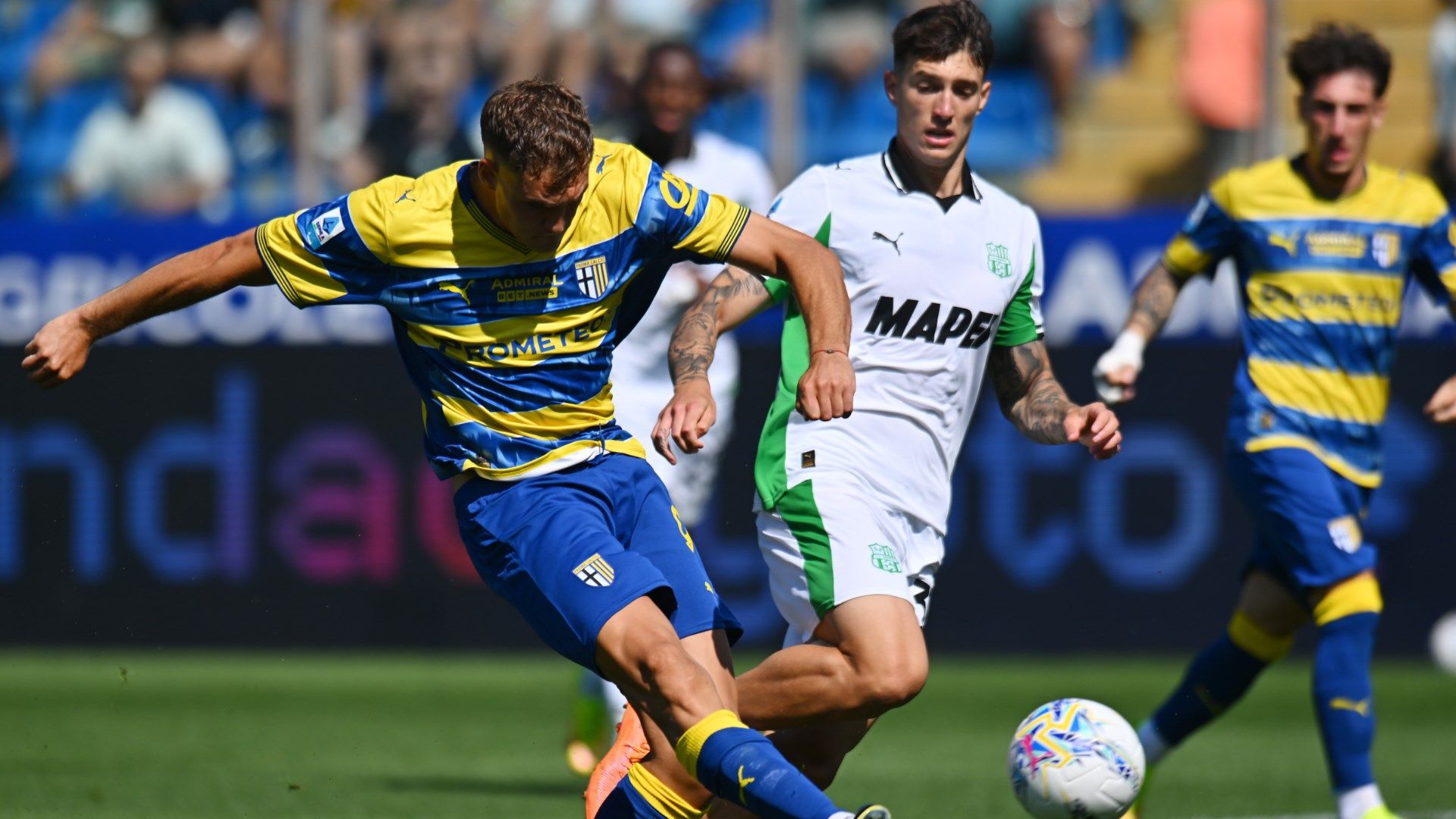 Parma-Sassuolo 1-0: Pellegrino decide il derby emiliano, Cuesta batte Grosso nell'ultima di Serie A