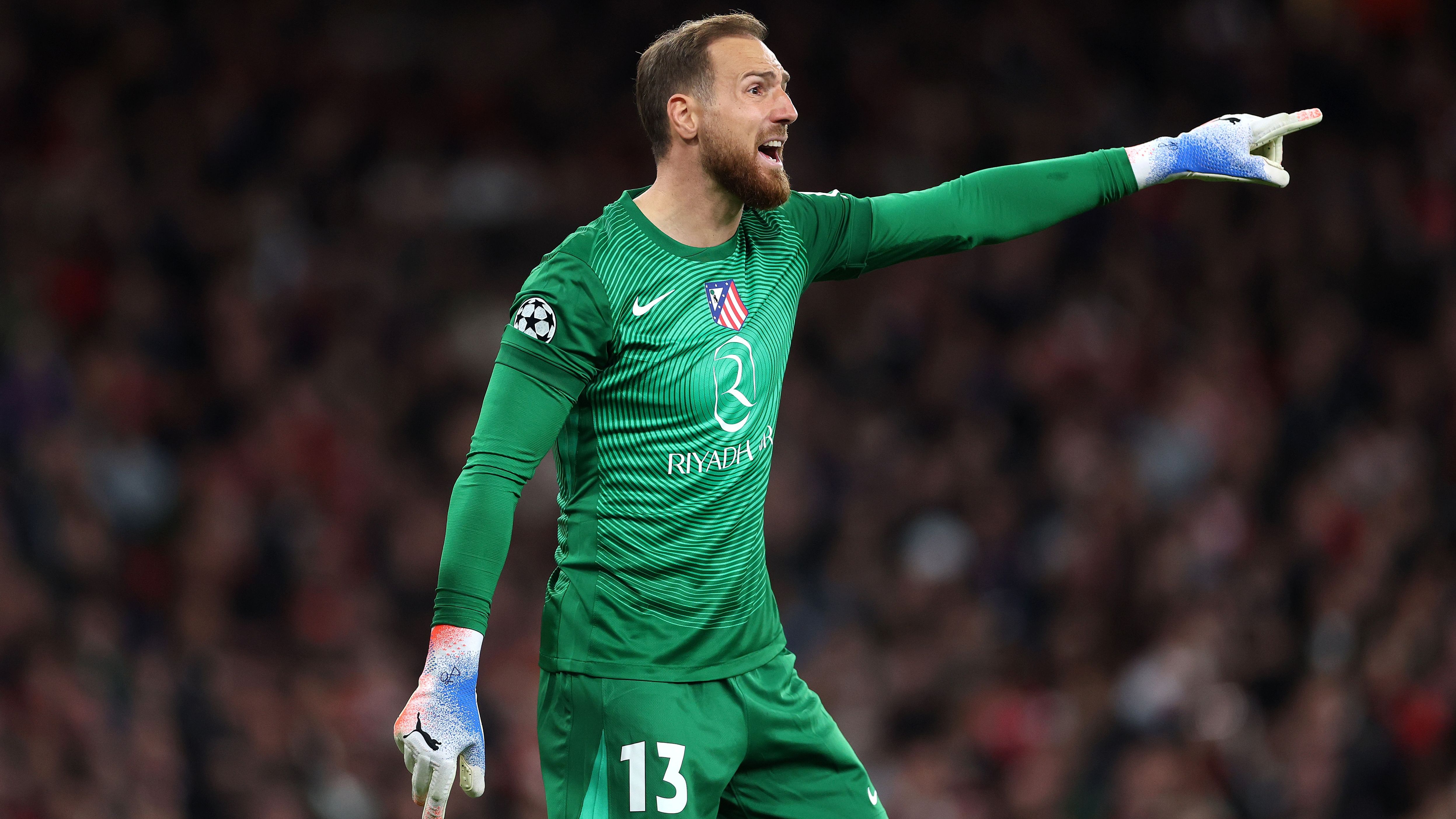 Juventus, pressing per il Dibu Martinez ma non solo: sondagg