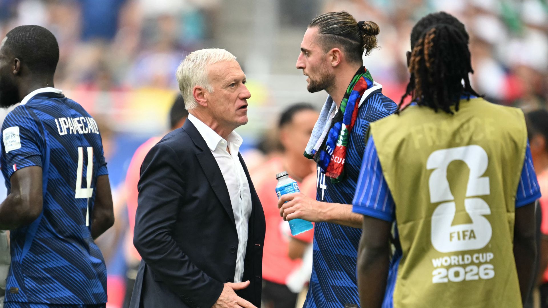 RABIOT CONDANNA UN COMPORTAMENTO INACCETTABILE
