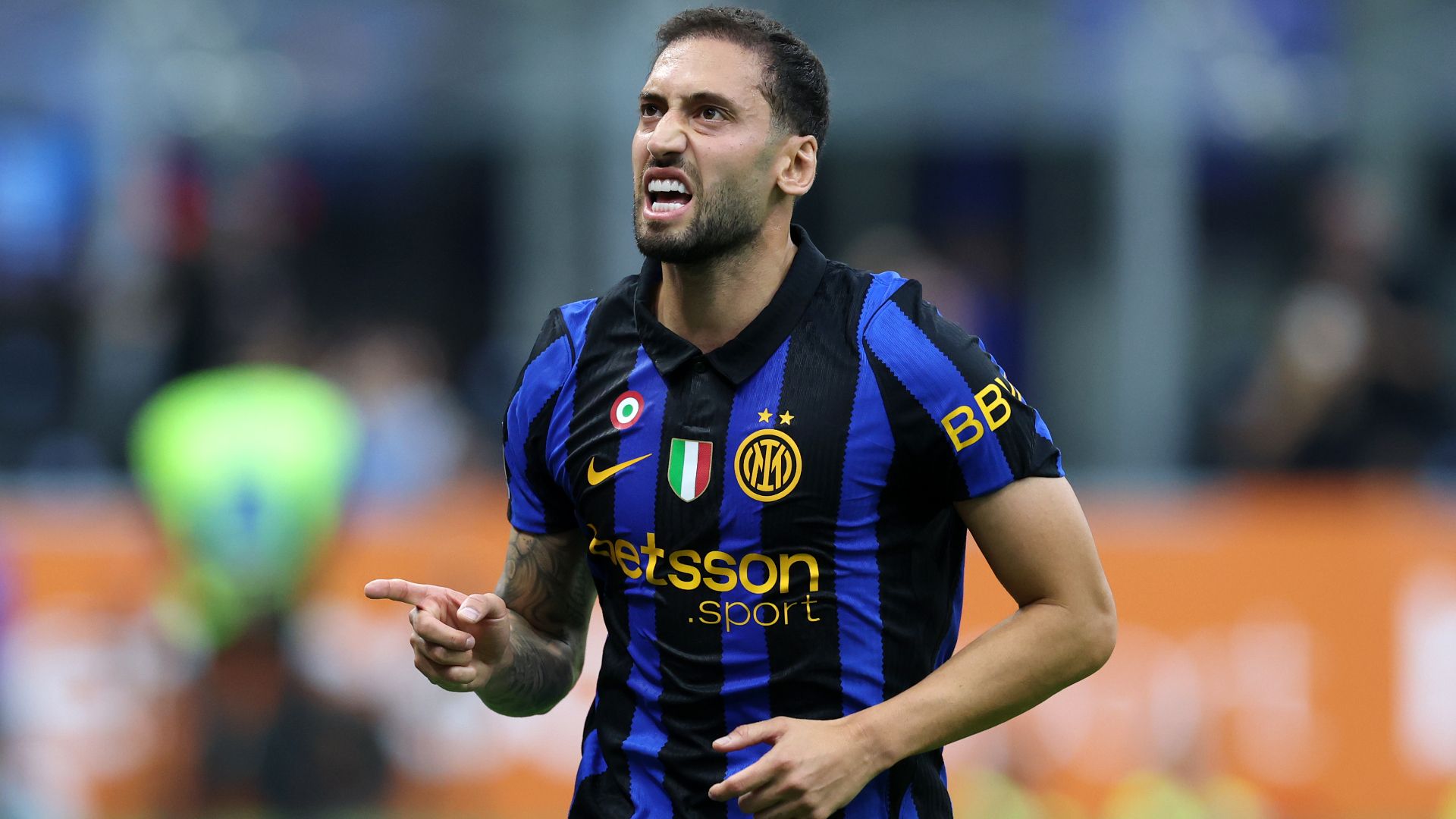 Calhanoglu Inter Parma
