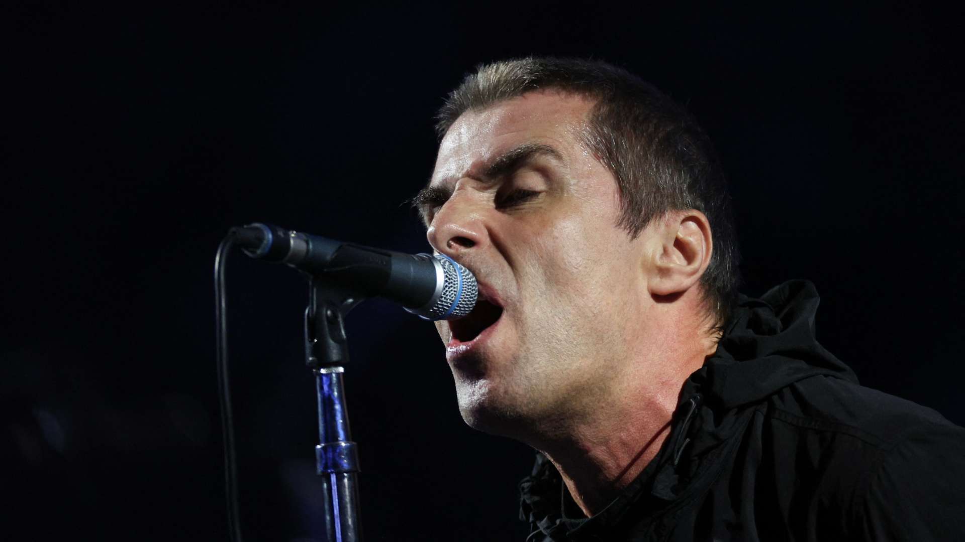 Liam Gallagher Oasis Wembley Stadium