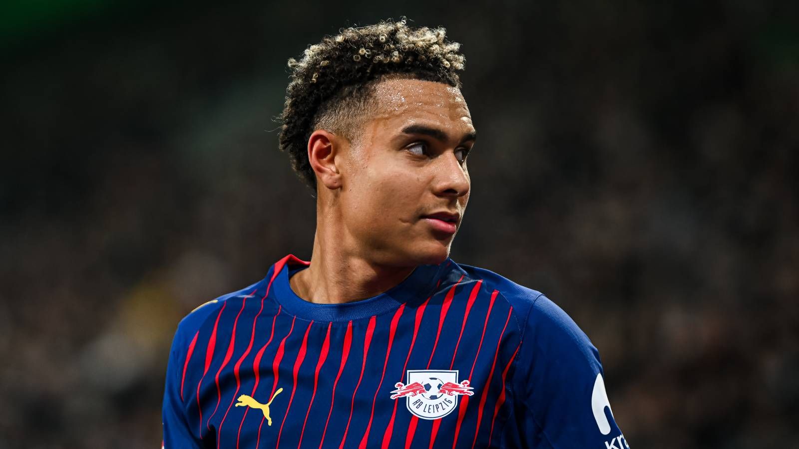 Il Newcastle United tira un sospiro di sollievo: il Lipsia abbassa le pretese per il giocatore seguito dal Bayern Monaco, facilitando la ricerca di un sostituto di Anthony Gordon