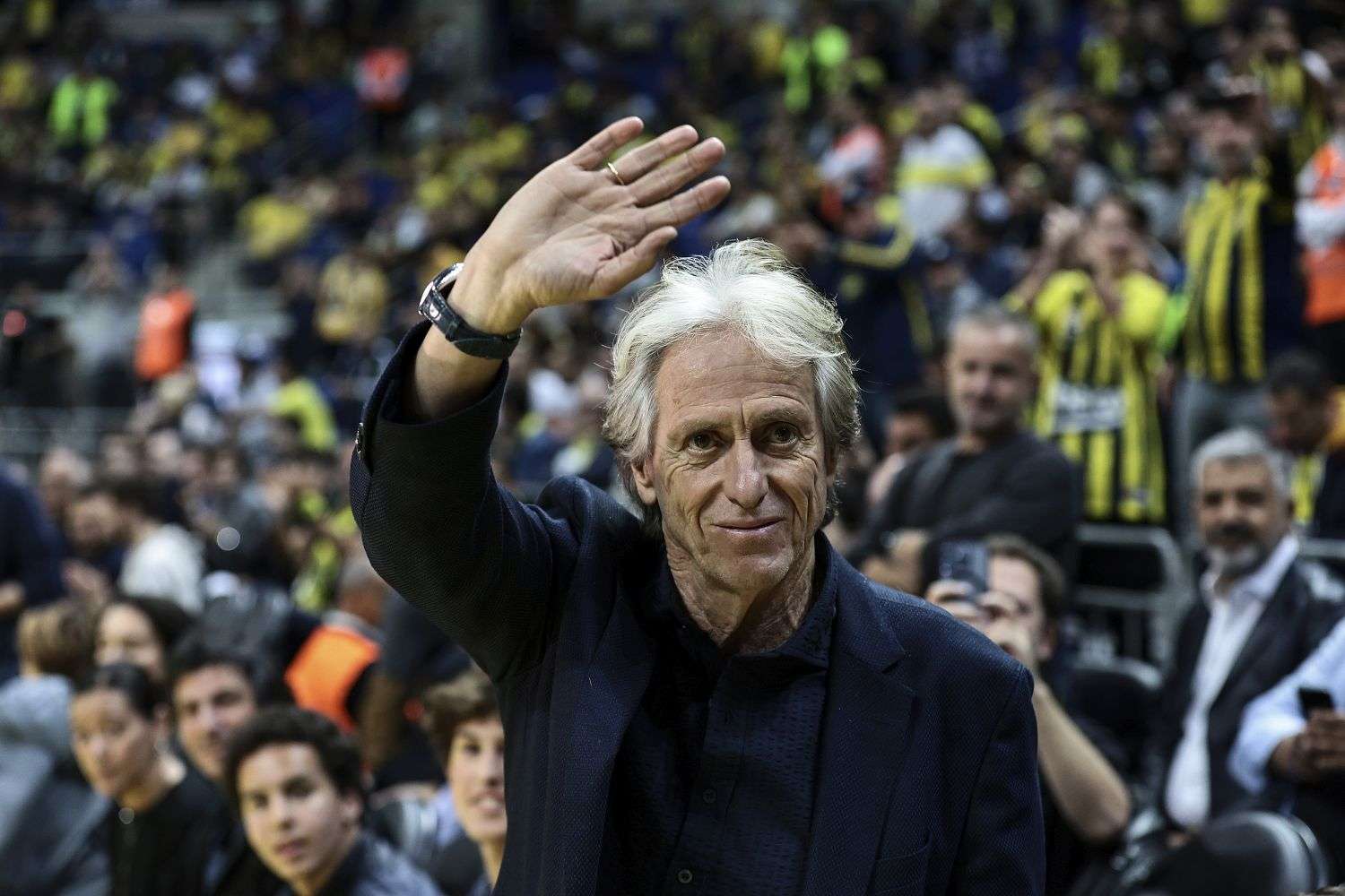 jorge.jesus.fenerbahce.saluta.2022.23.jpg