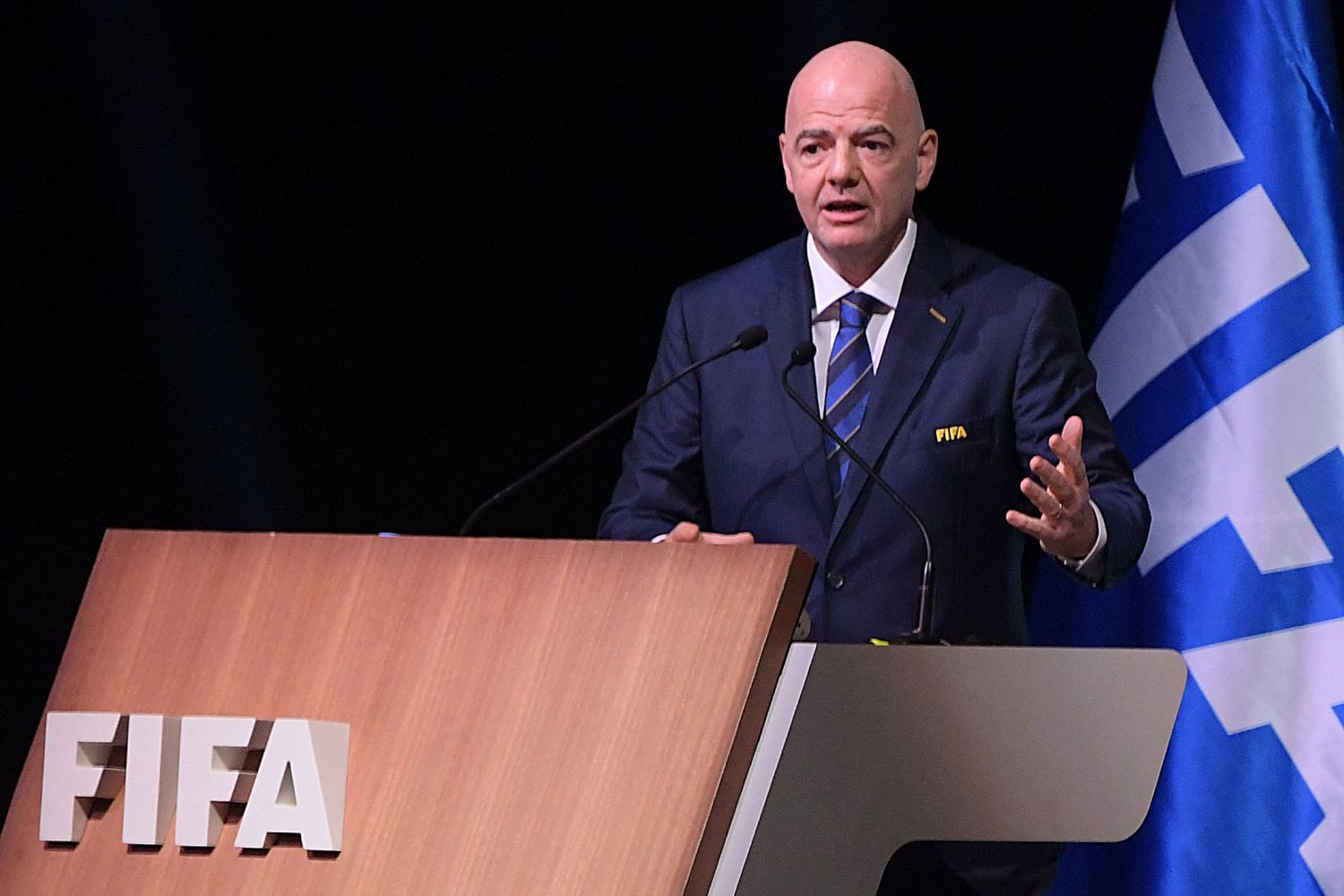 FIFA, Infantino finisce sotto accusa: ecco di cosa si tratta | Il