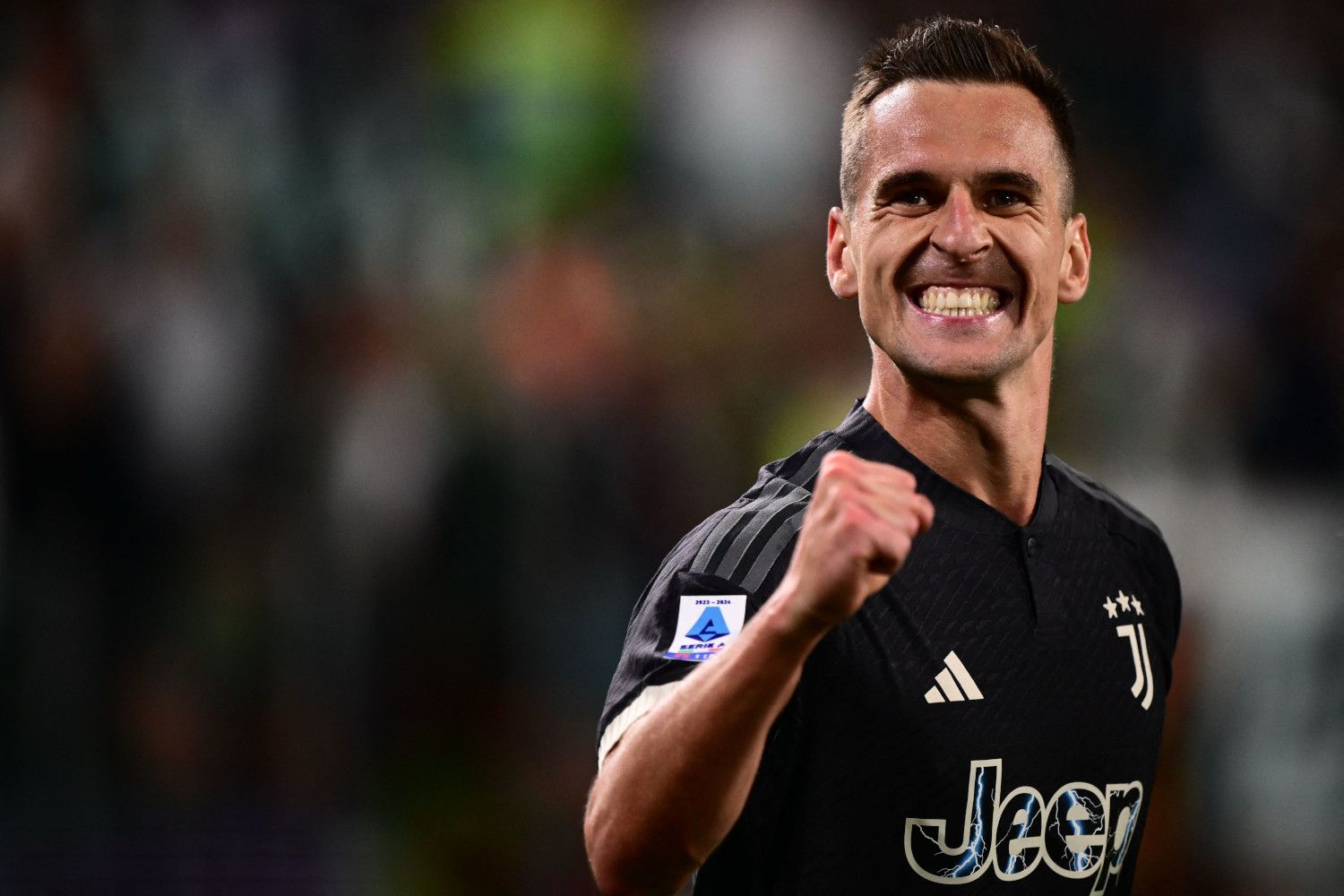 con chi gioca la juventus domenica