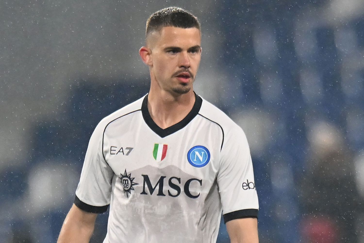 Napoli, flop Dendoncker e il mistero Traorè: la scelta e le cifre dei riscatti | Calciomercato