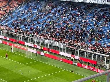 DENTRO.striscione.milan.salernitana.2023.2024.jpeg