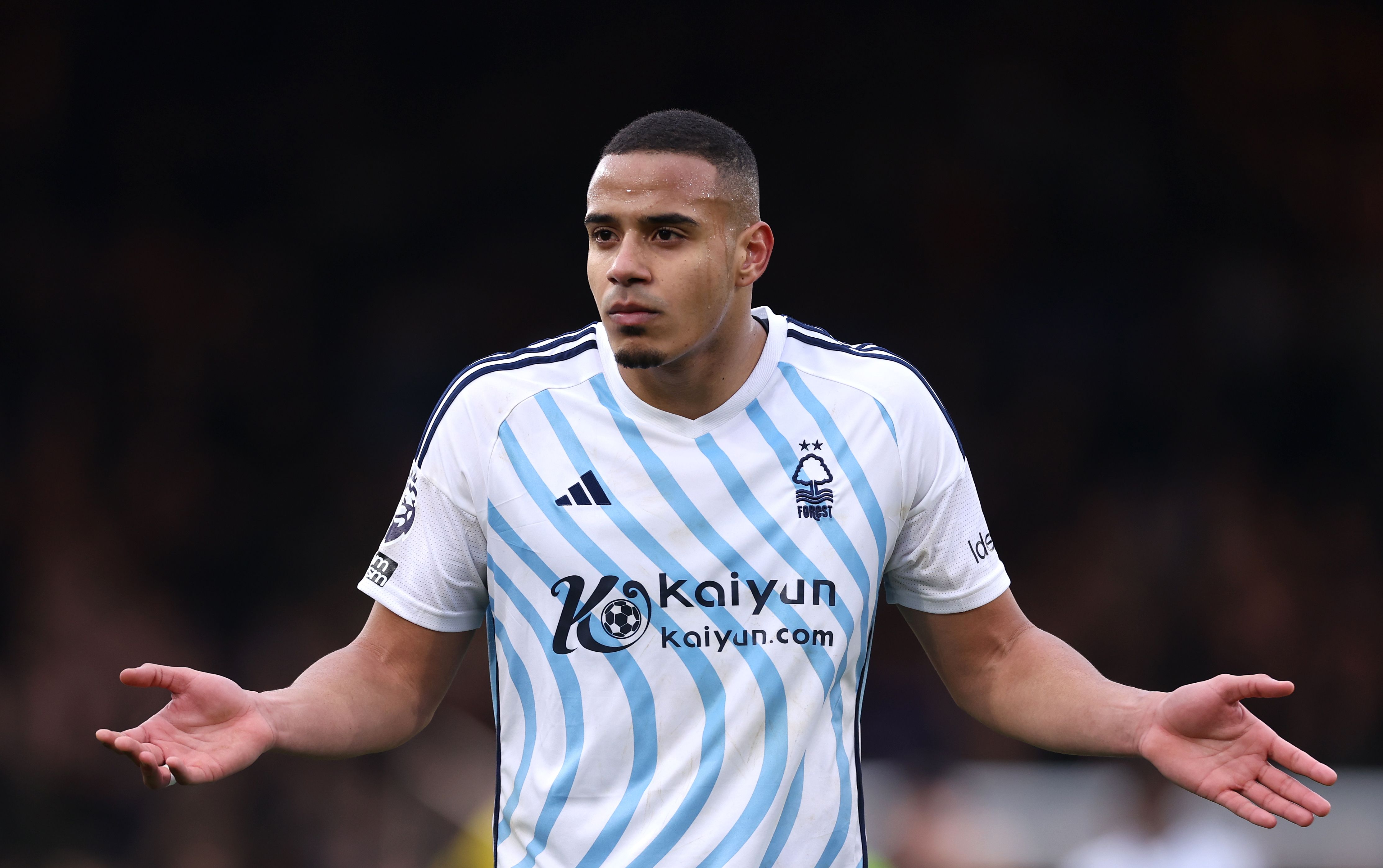 Murillo's Chi è Murillo Santiago Costa dos Santos, difensore che piace alla ...