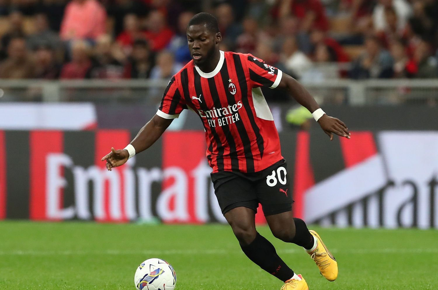 musah.milan.2024.2025.corre.jpg