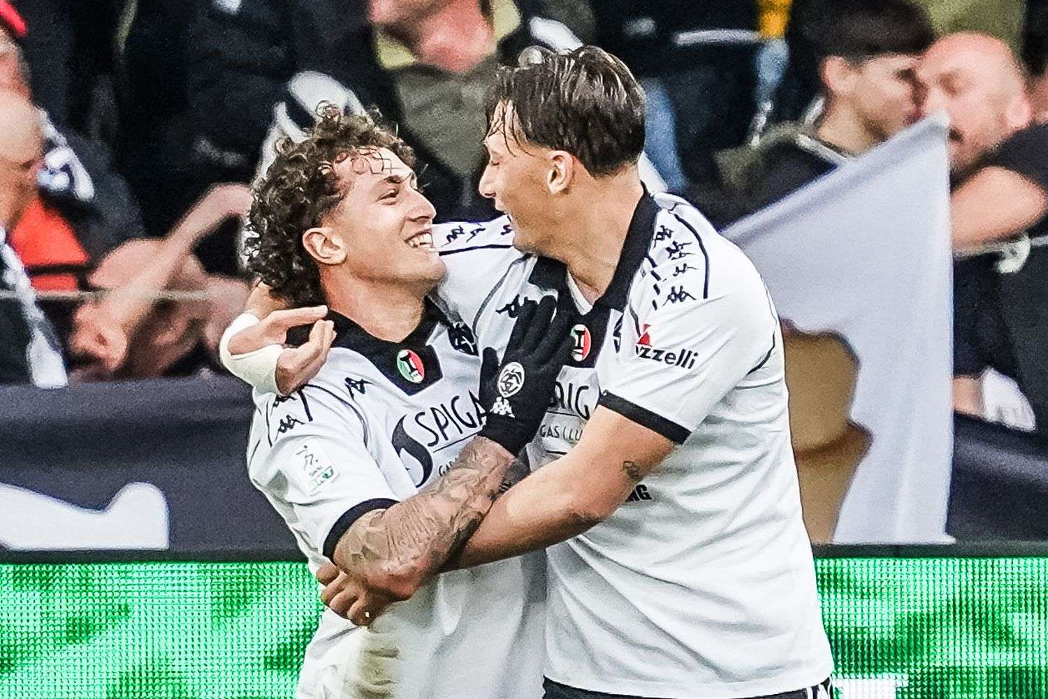 salvatore.pio.esposito.esultano.spezia.2024.25.CITARE.SPEZIA.CALCIO.jpg