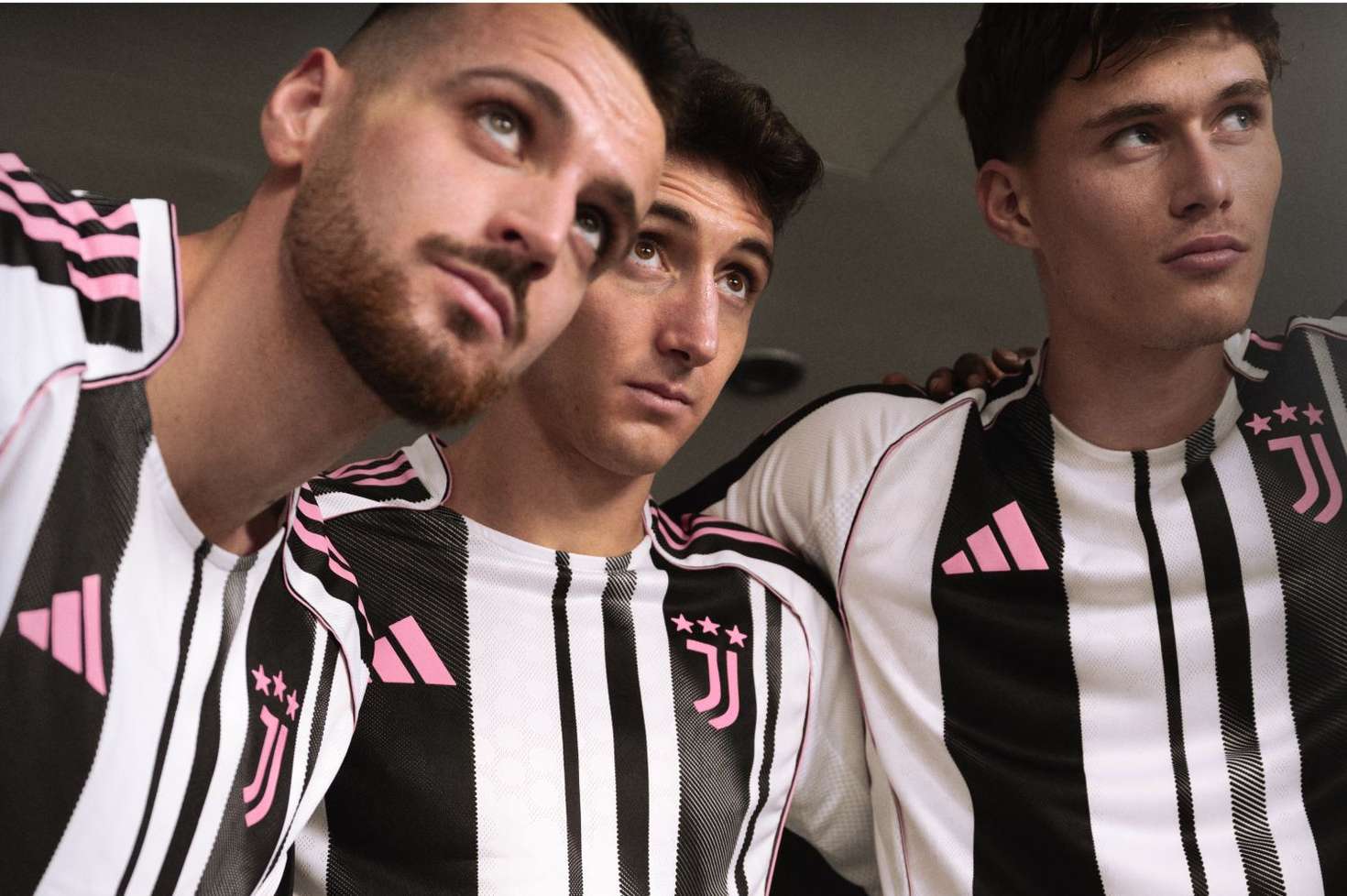 CARTOLINA CALCIO SQUADRA JUVENTUS anni 70' EUR 4,99 - ES CARTOLINA CALCIO SQUADRA JUVENTUS anni 70' EUR 4,99 - ES