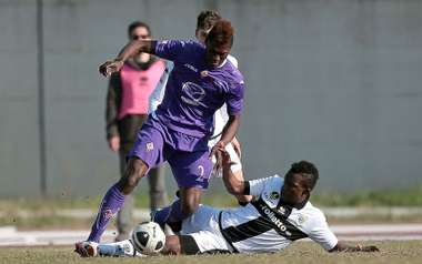 gondo.fiorentina.parma.2013.2014.jpg