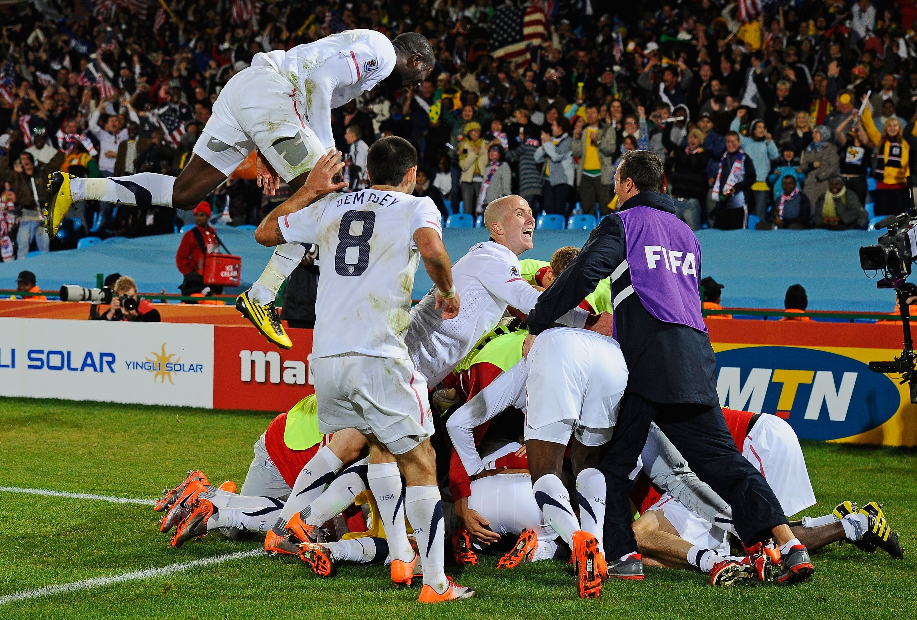 USA v Algeria: Group C - 2010 FIFA World Cup