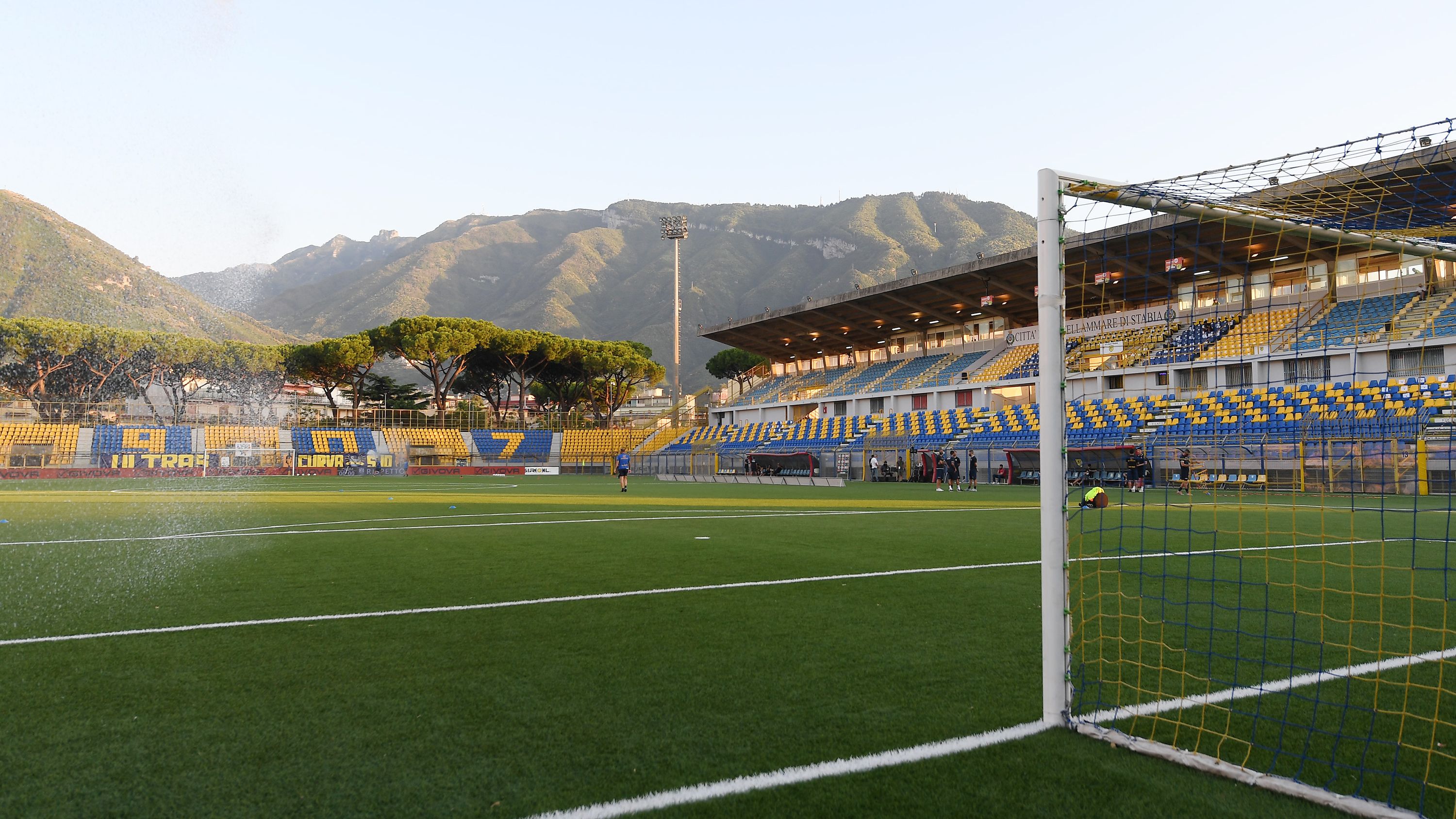 Serie B, ufficiale: Juve Stabia a Brera Holdings | Calciomercato