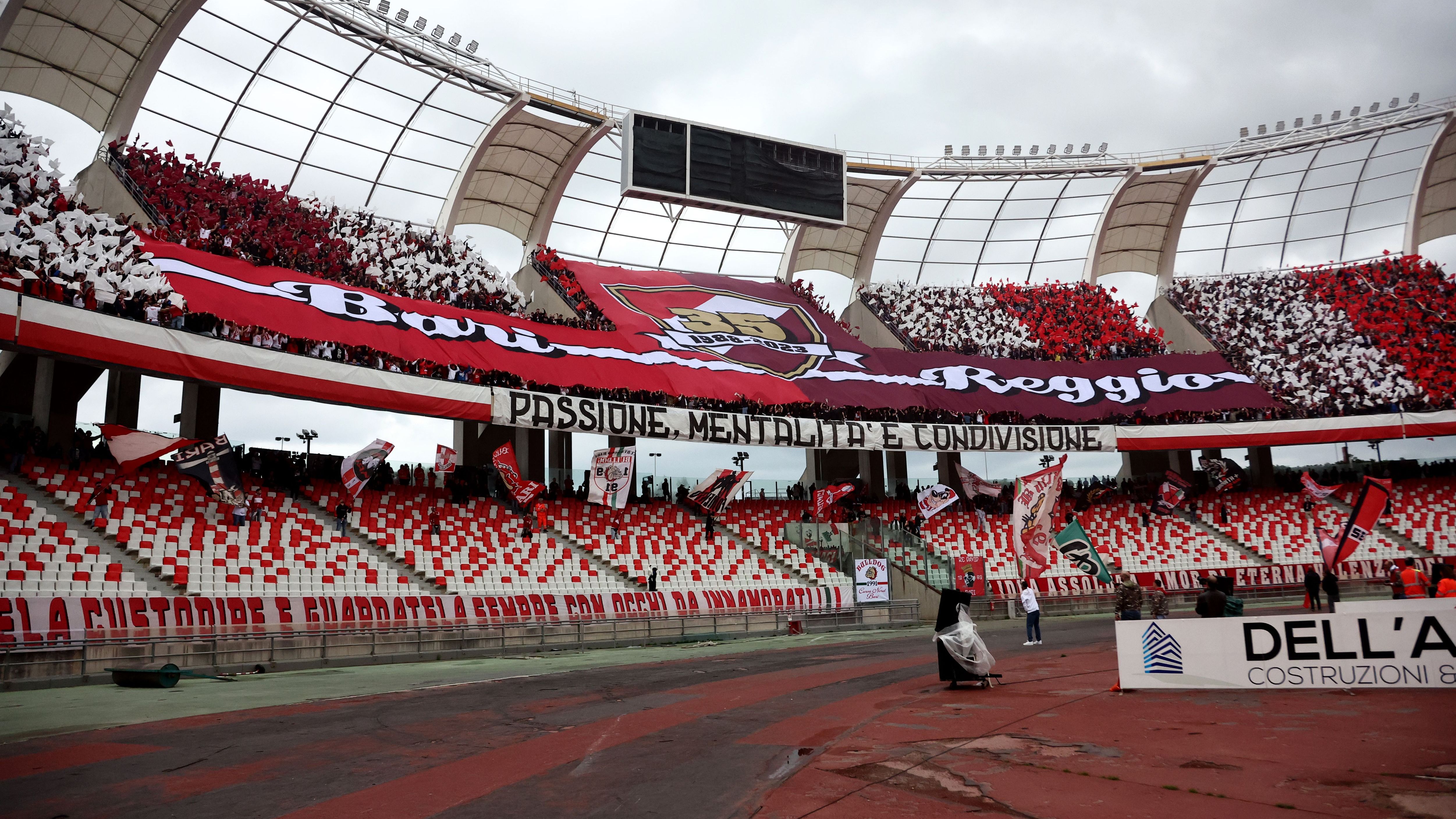 Serie B, chi va ai playout e chi scende in Serie C: Spezia, Reggiana, Bari, Pescara, Empoli, Virtus Entella, tutte le combinazioni