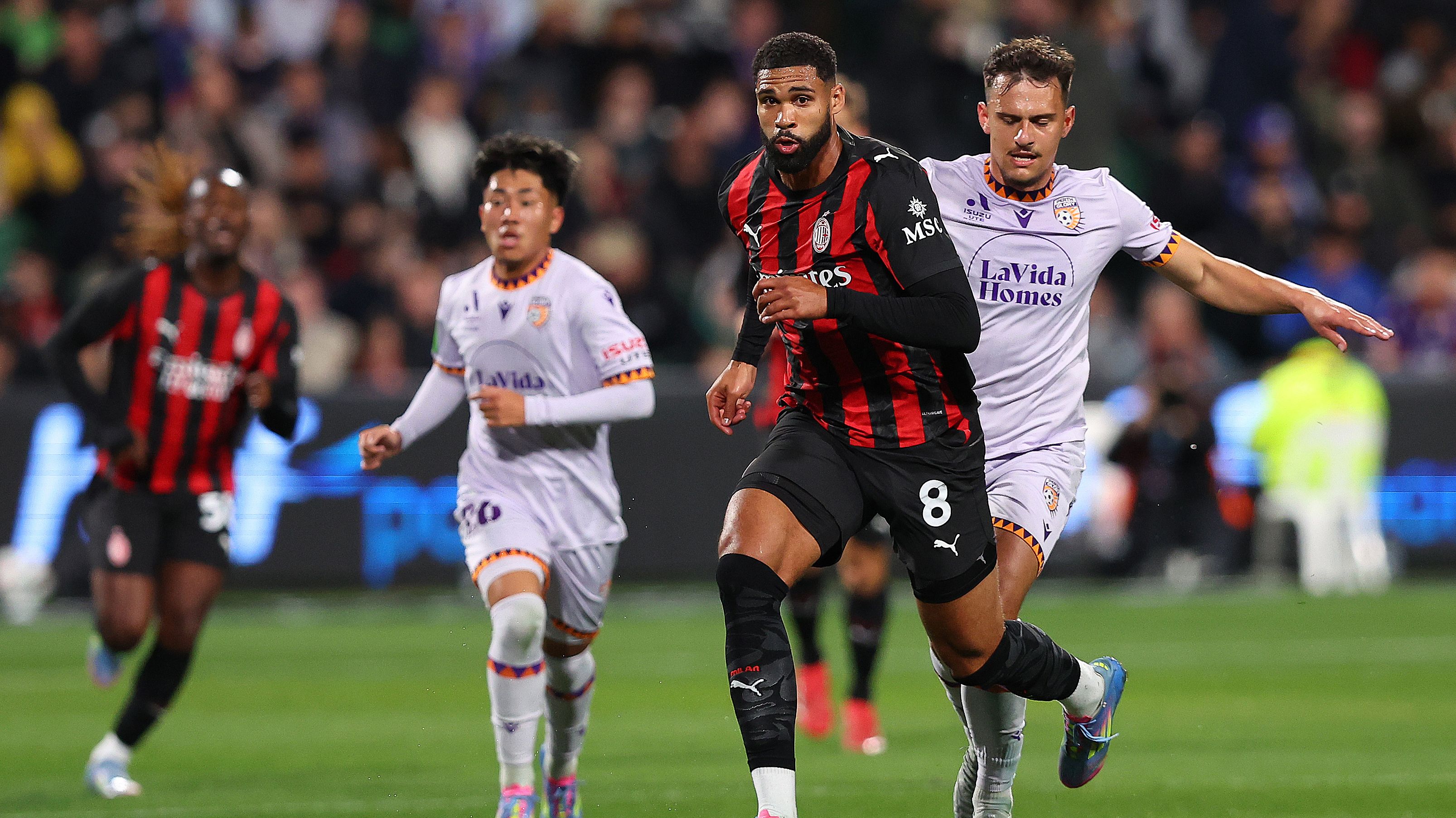 Milan sul velluto con il Perth Glory, ecco promossi e rimandati: Okafor si esalta, Loftus-Cheek è già super