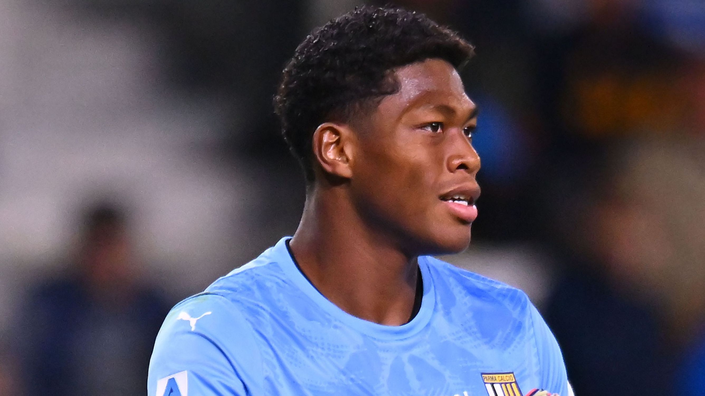 Infortunio Suzuki, chi gioca al suo posto nel Parma: Corvi o Rinaldi, chi è il nuovo titolare in porta?