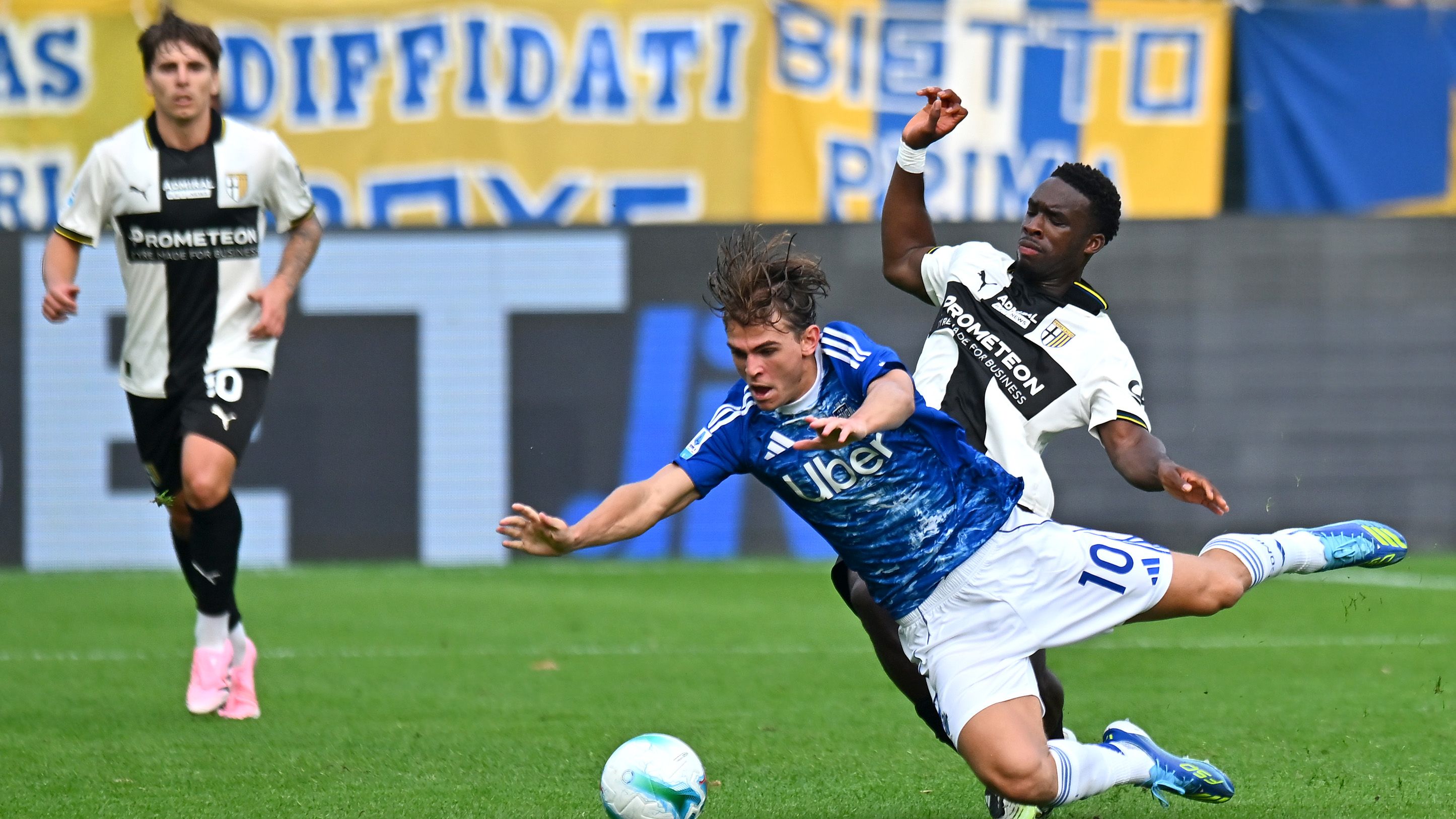 Serie A, dove vedere Como-Parma: canale tv, diretta streaming, formazioni