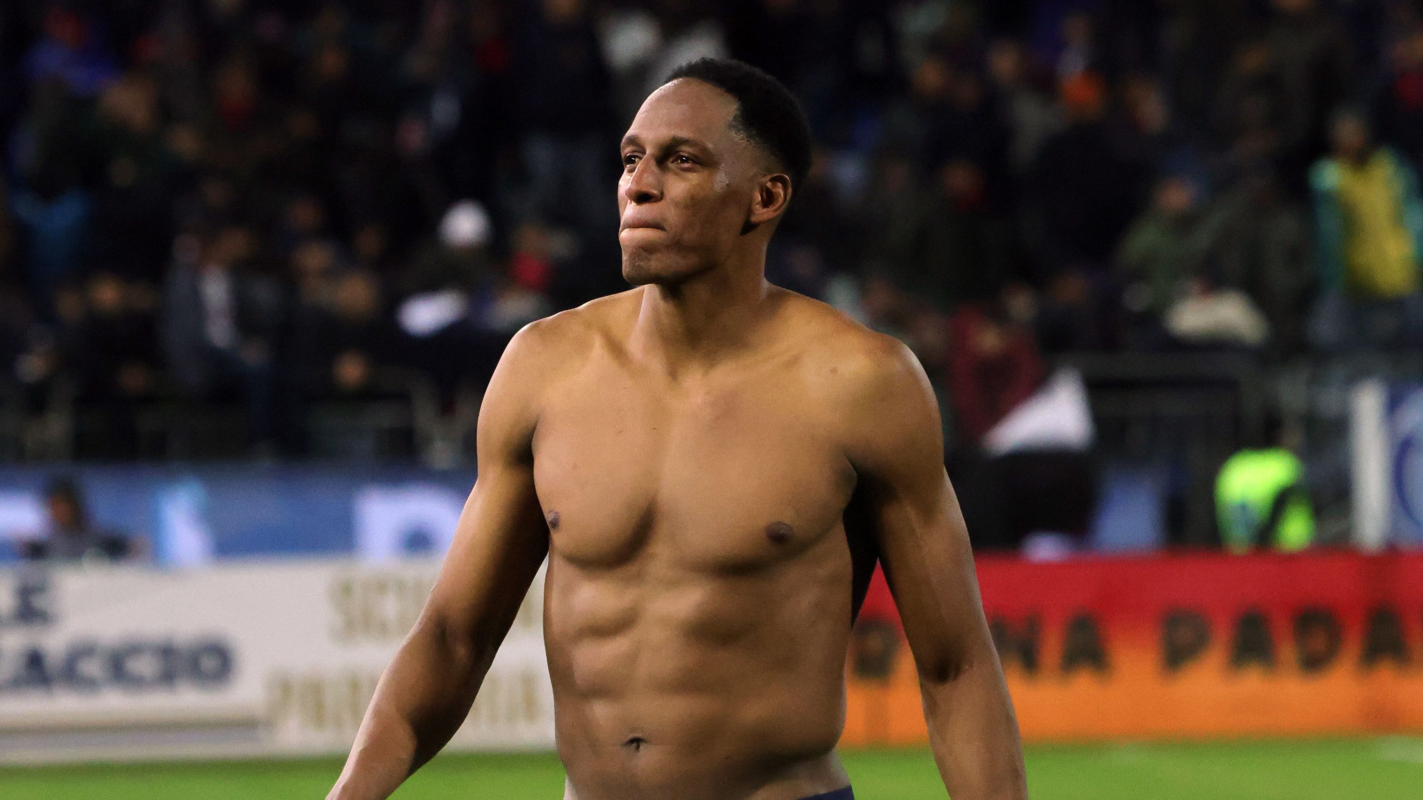 Mina espulso in Cagliari-Lazio, ma se il fallo fosse stato in area il secondo giallo non ci sarebbe stato: la spiegazione