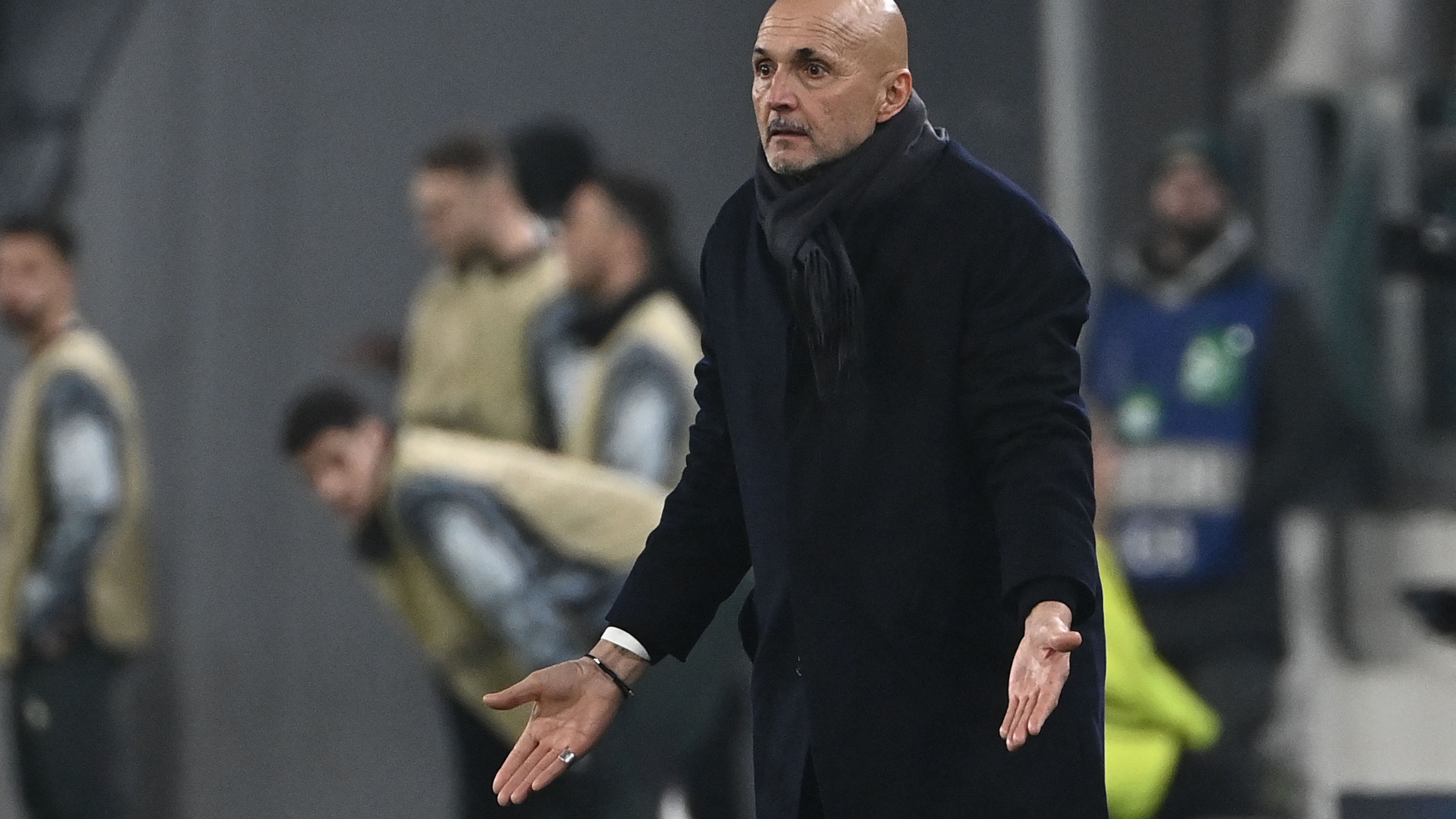 Siparietto Spalletti-Openda: "Ti devi svegliare". Cos'è successo al momento del cambio