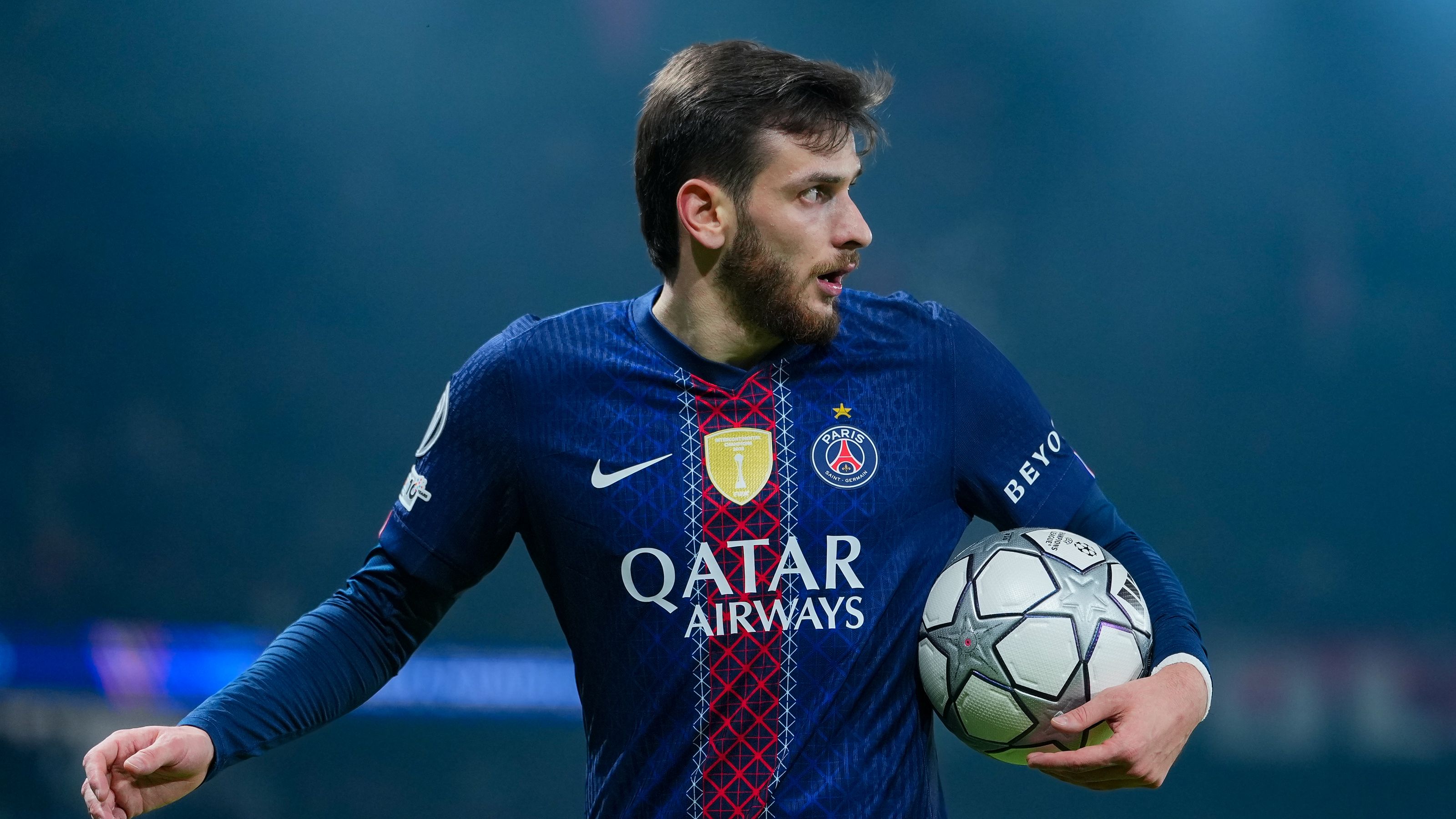 PSG-Liverpool LIVE, formazioni ufficiali: c'è Kvaratskhelia, fuori Salah