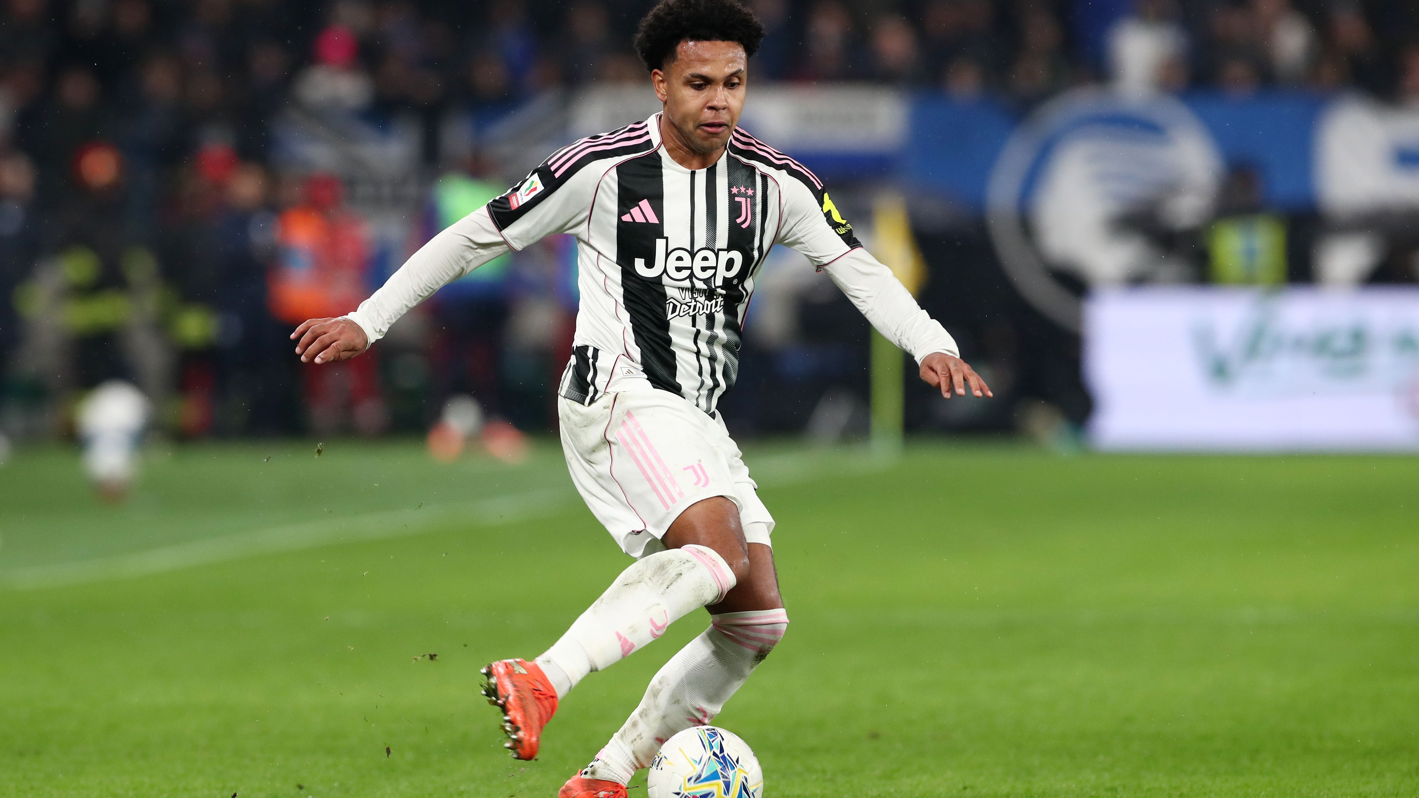 Juventus: 5 punti di sutura per McKennie, recupera Conceicao per l'Inter