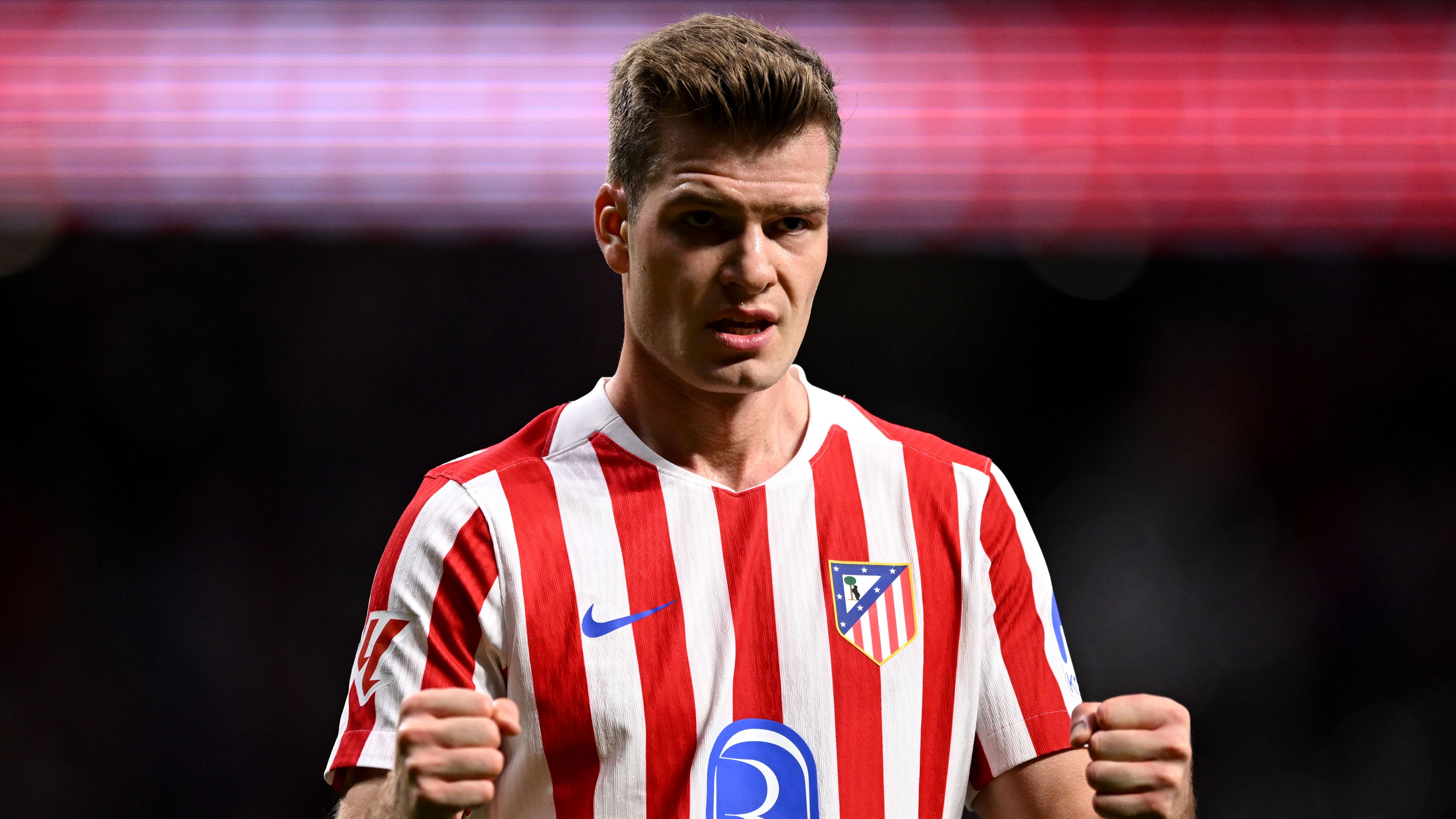 Milan, Sorloth sorpassa Lewandowski: il piano dei rossoneri e le alternative