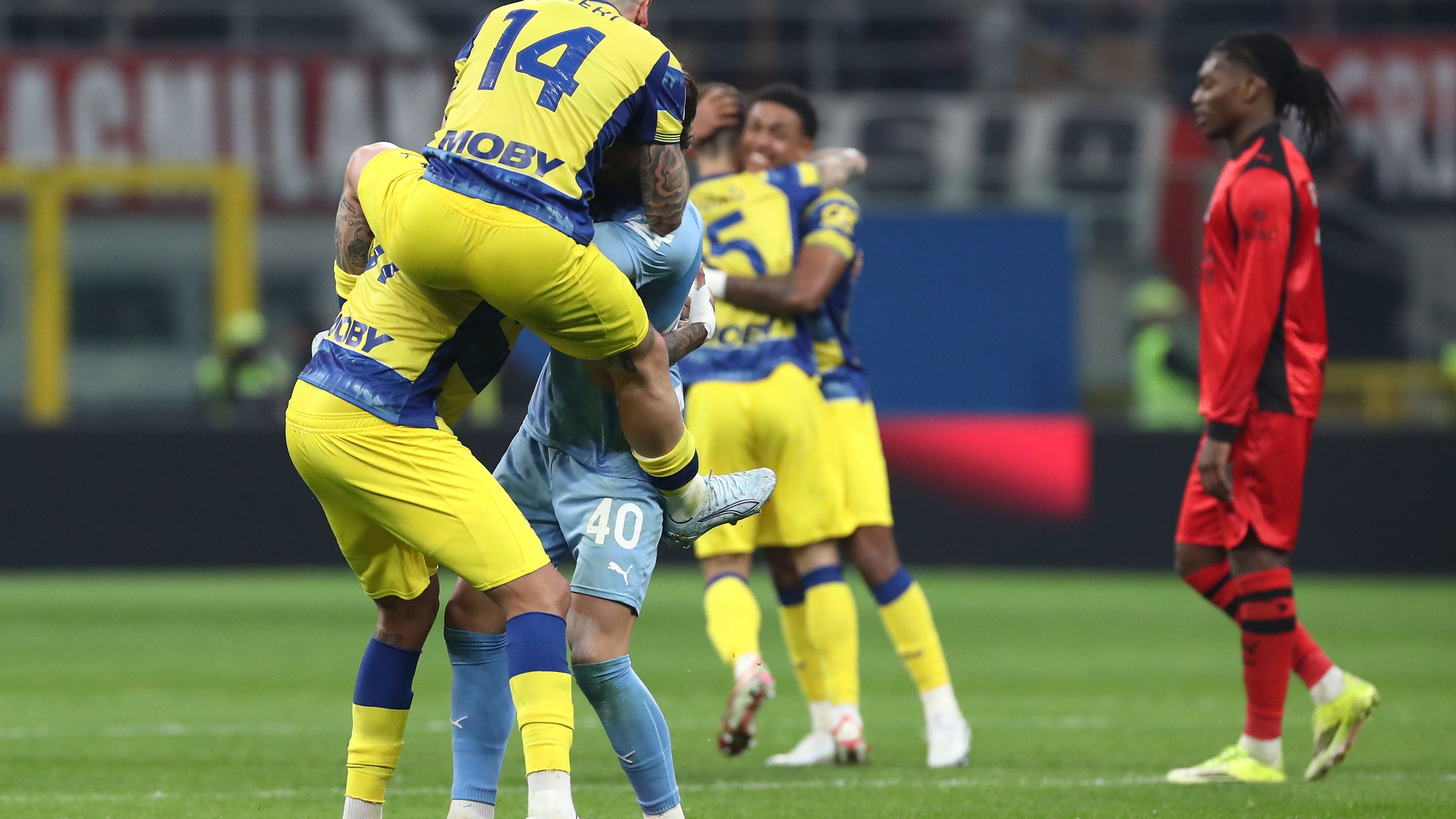 Adani: "Milan-Parma mi fa pensare che è morto anche il var. Troilo-Bartesaghi? 9 su 10 è fallo. "