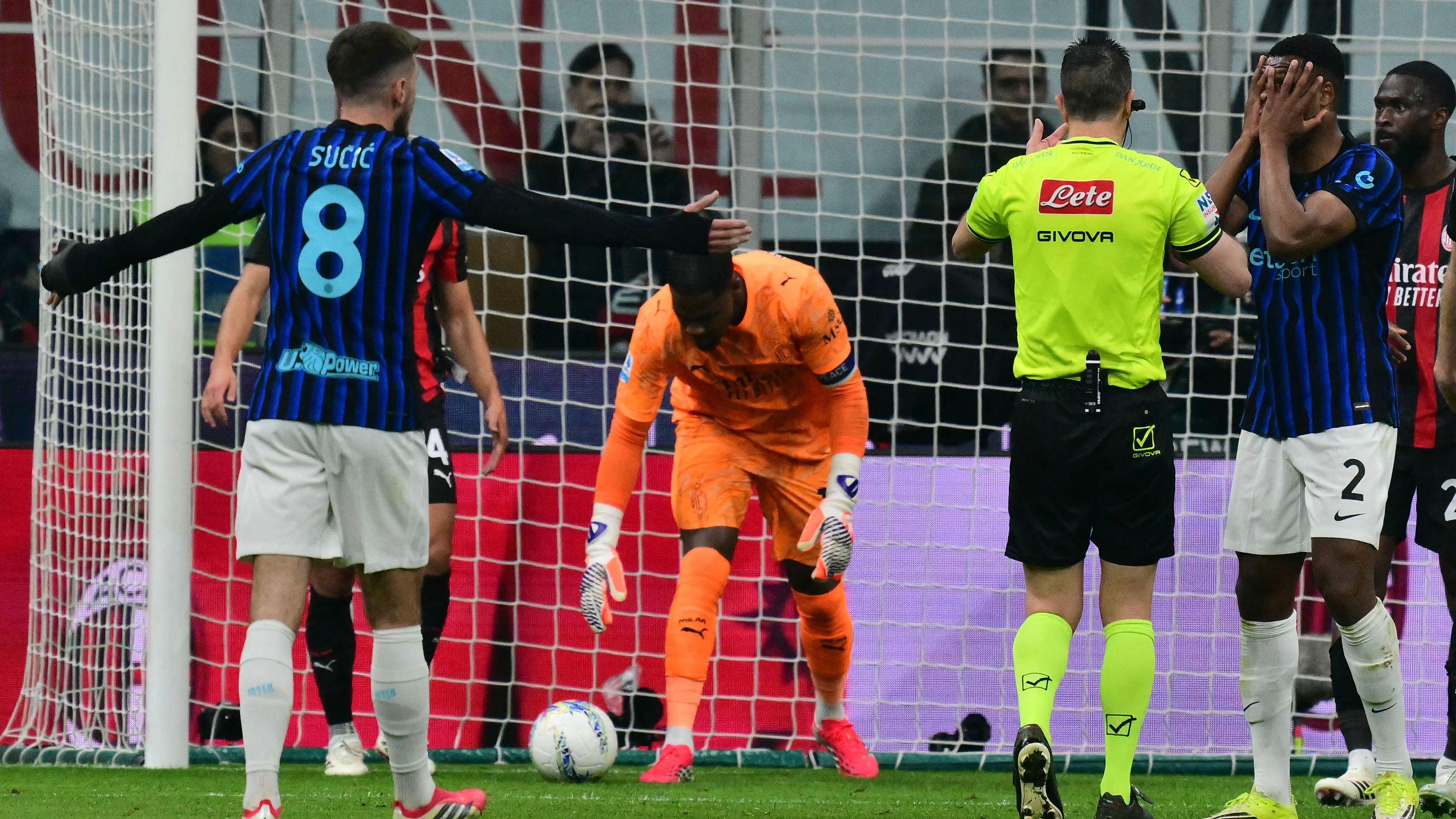 Milan-Inter, Cesari: "Doveri non vede il tocco col braccio di Ricci da rigore, facilissimo da vedere al Var che non interviene per sudditanza psicologica nei suoi confronti"