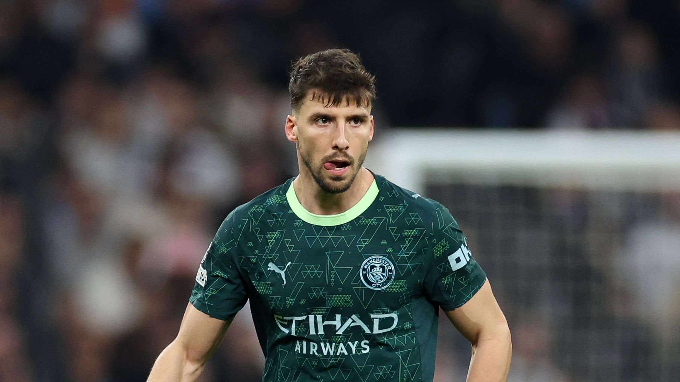 Inter, lavori in difesa: il piano per Solet, idea Ruben Dias se parte Bisseck