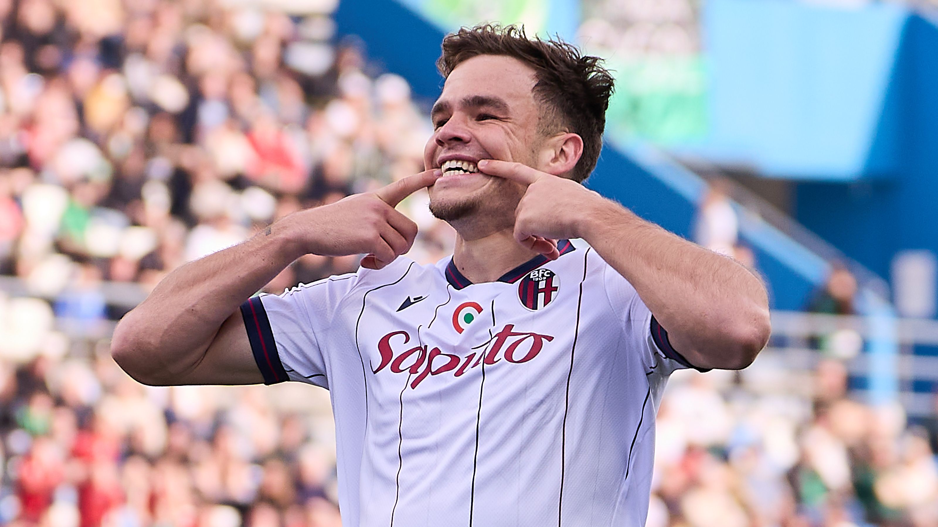 Il Bologna torna subito a vincere e blinda l'8° posto: 1-0 al Sassuolo, decide Dallinga