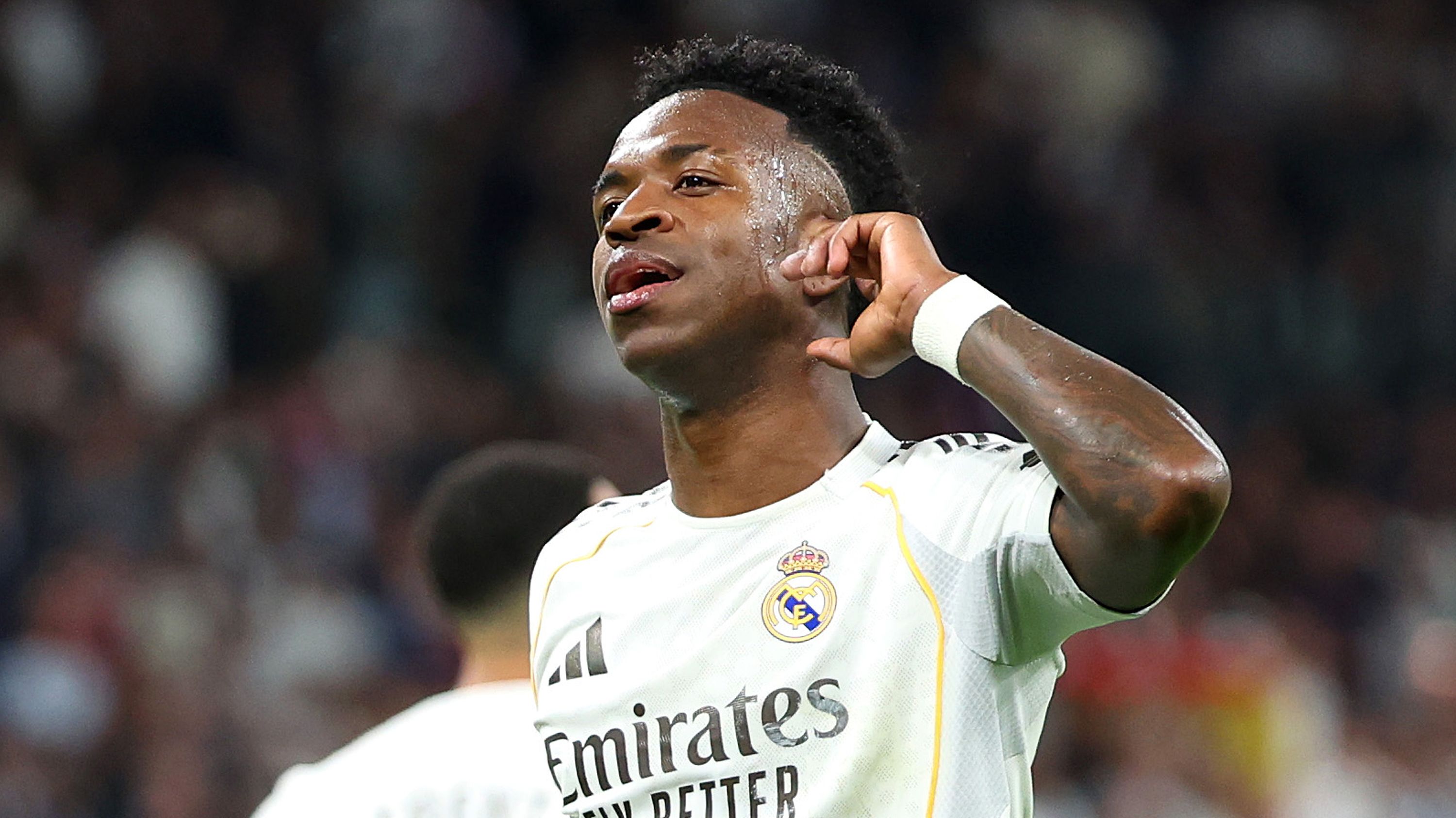 Real Madrid-Atletico Madrid 3-2: doppietta di Vinicius, gol ed espulsione per Valverde