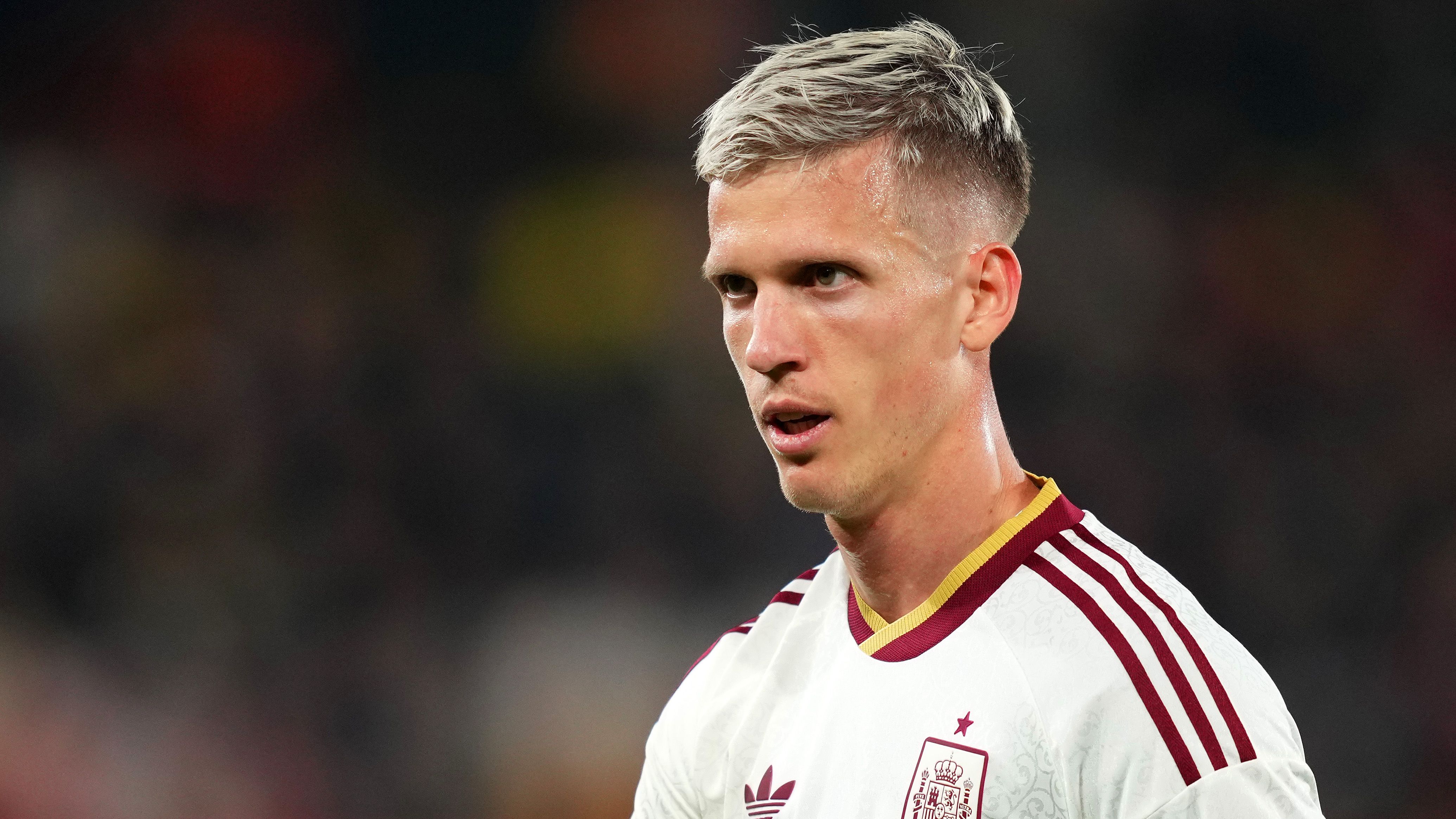 Inter, Dani Olmo il preferito per uno scambio col Barcellona per Bastoni