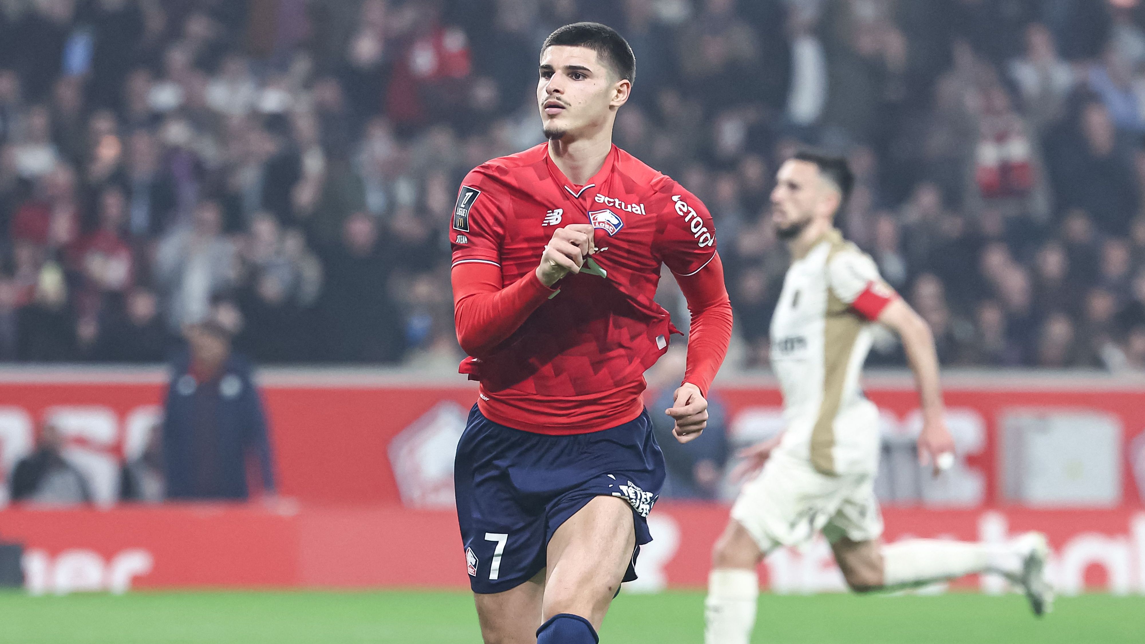 Ligue 1: il Lens cade in casa del Lille, il Paris Saint-Germain allunga in vetta