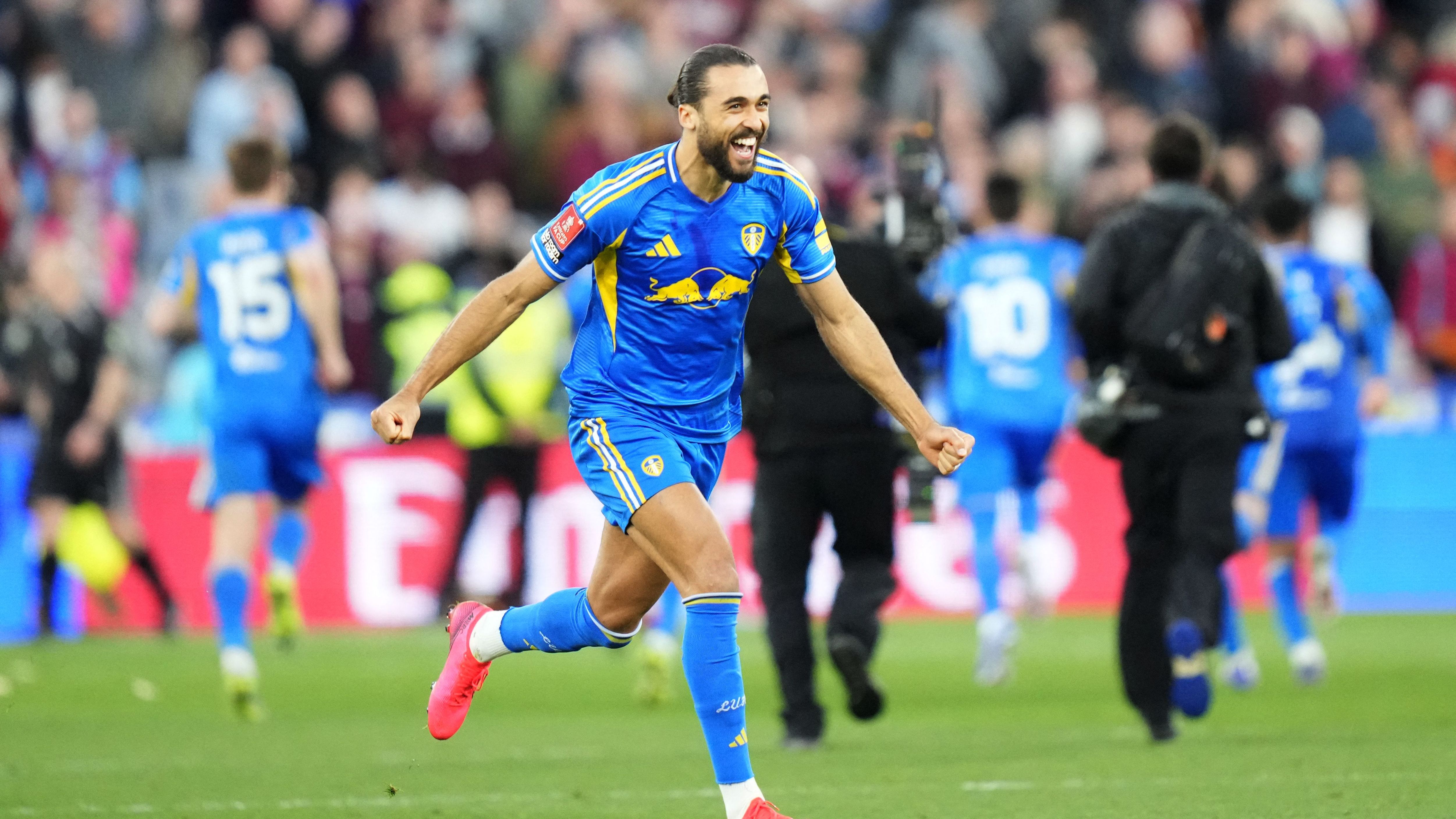 Il Leeds batte il West Ham ai rigori e conquista Wembley: giocherà la semifinale di FA Cup contro il Chelsea